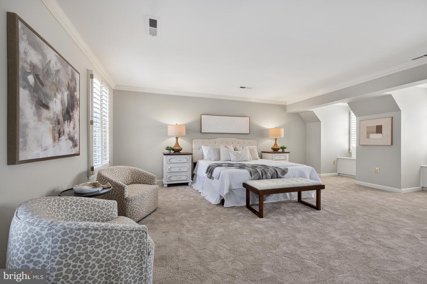 8815 SURREY CT, ALEXANDRIA, Virginia 22309, 5 Bedrooms Bedrooms, ,3 BathroomsBathrooms,Residential,For sale,8815 SURREY CT,VAFX2287404 MLS # VAFX2287404