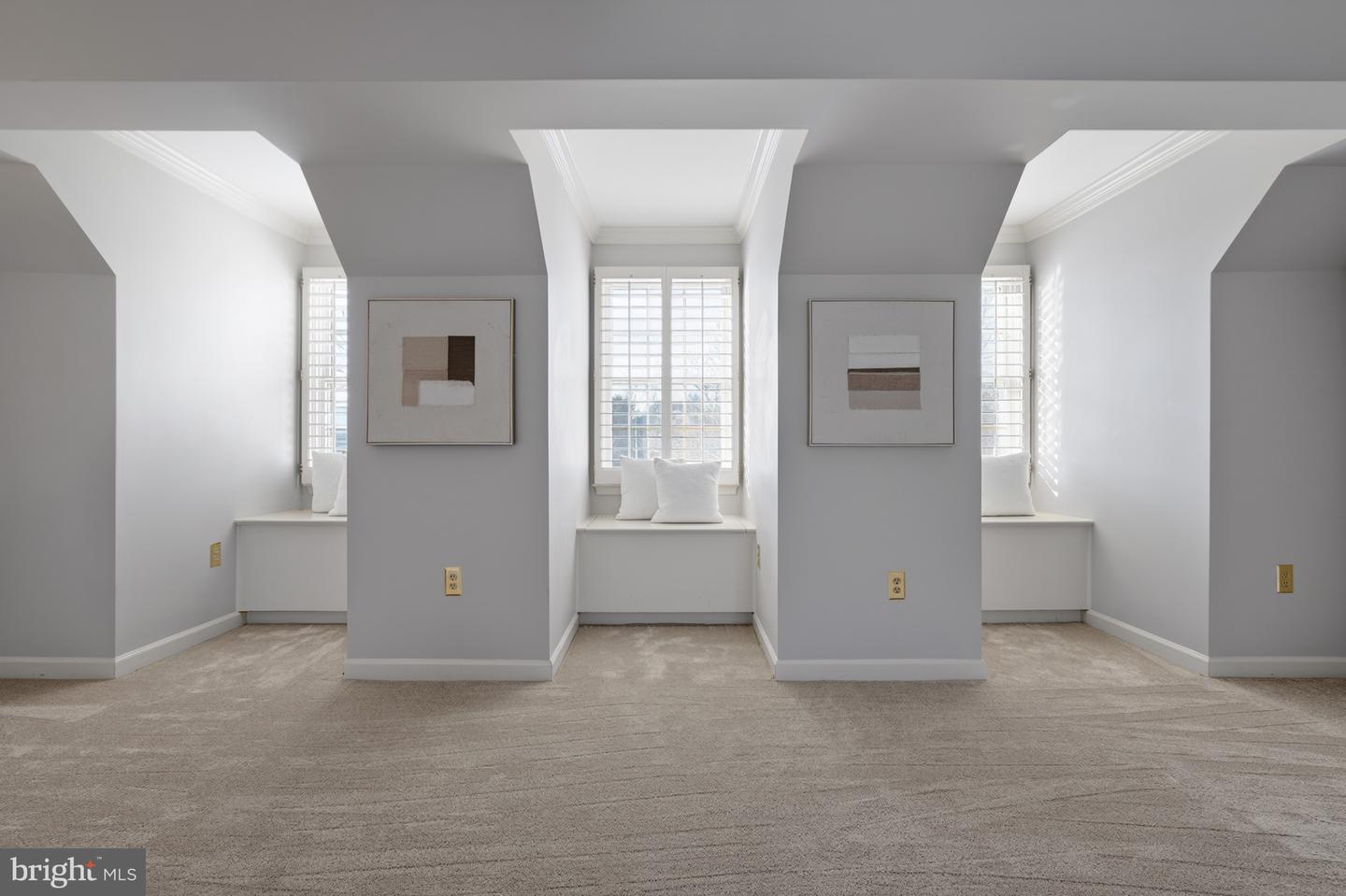 8815 SURREY CT, ALEXANDRIA, Virginia 22309, 5 Bedrooms Bedrooms, ,3 BathroomsBathrooms,Residential,For sale,8815 SURREY CT,VAFX2287404 MLS # VAFX2287404