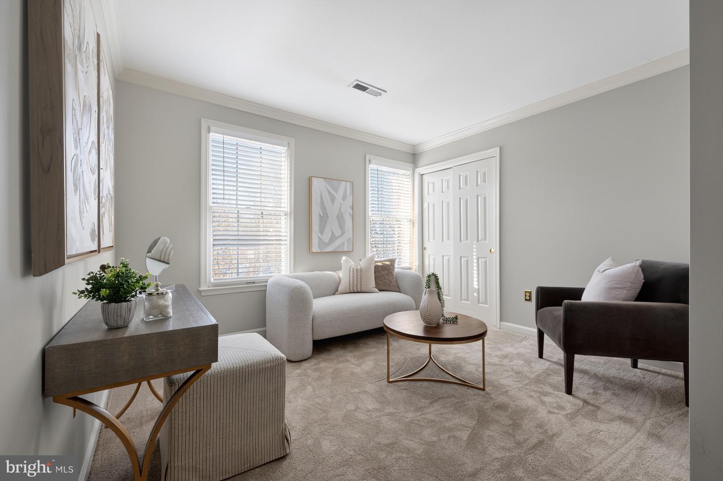 8815 SURREY CT, ALEXANDRIA, Virginia 22309, 5 Bedrooms Bedrooms, ,3 BathroomsBathrooms,Residential,For sale,8815 SURREY CT,VAFX2287404 MLS # VAFX2287404