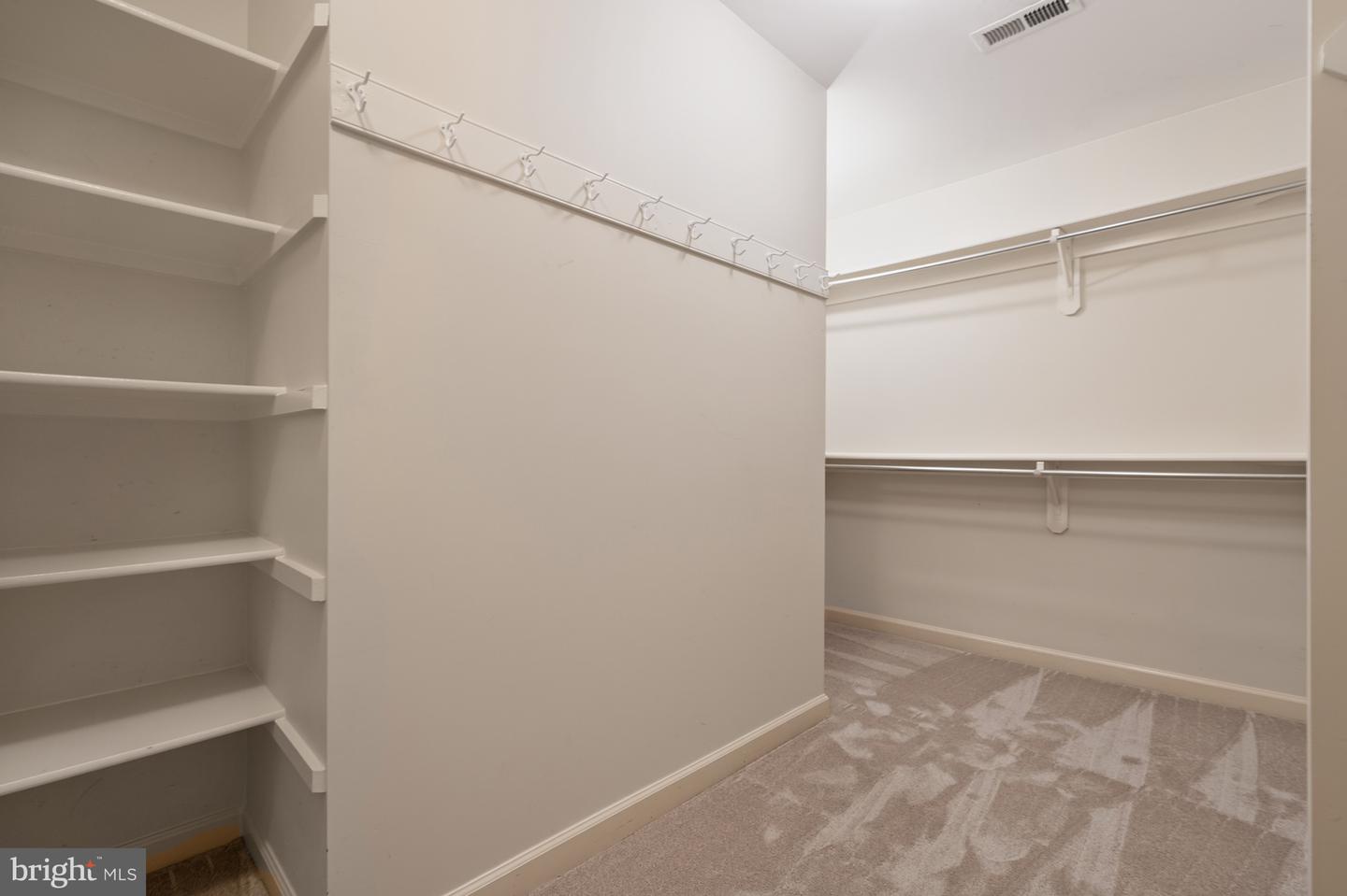 8815 SURREY CT, ALEXANDRIA, Virginia 22309, 5 Bedrooms Bedrooms, ,3 BathroomsBathrooms,Residential,For sale,8815 SURREY CT,VAFX2287404 MLS # VAFX2287404