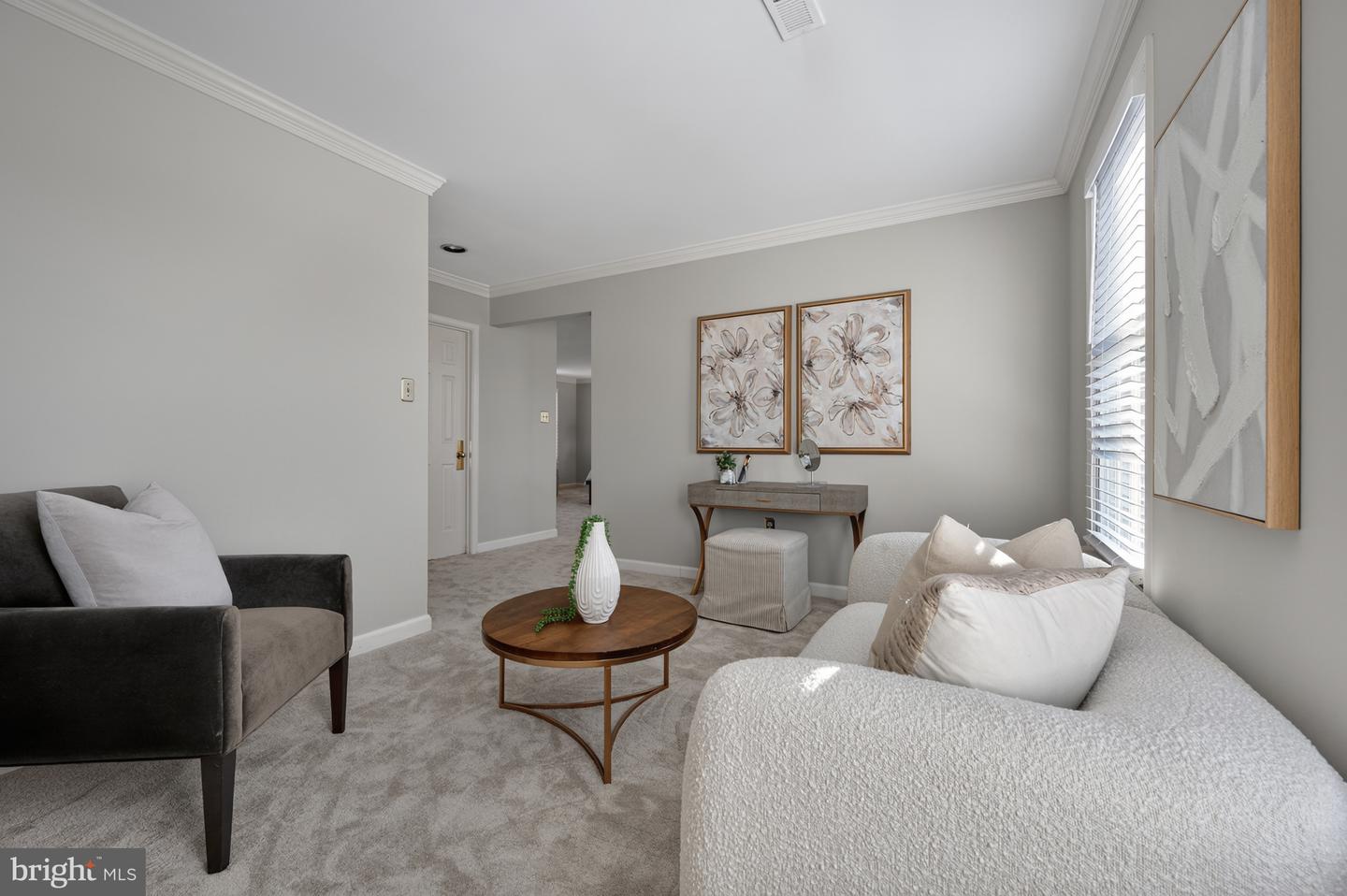 8815 SURREY CT, ALEXANDRIA, Virginia 22309, 5 Bedrooms Bedrooms, ,3 BathroomsBathrooms,Residential,For sale,8815 SURREY CT,VAFX2287404 MLS # VAFX2287404