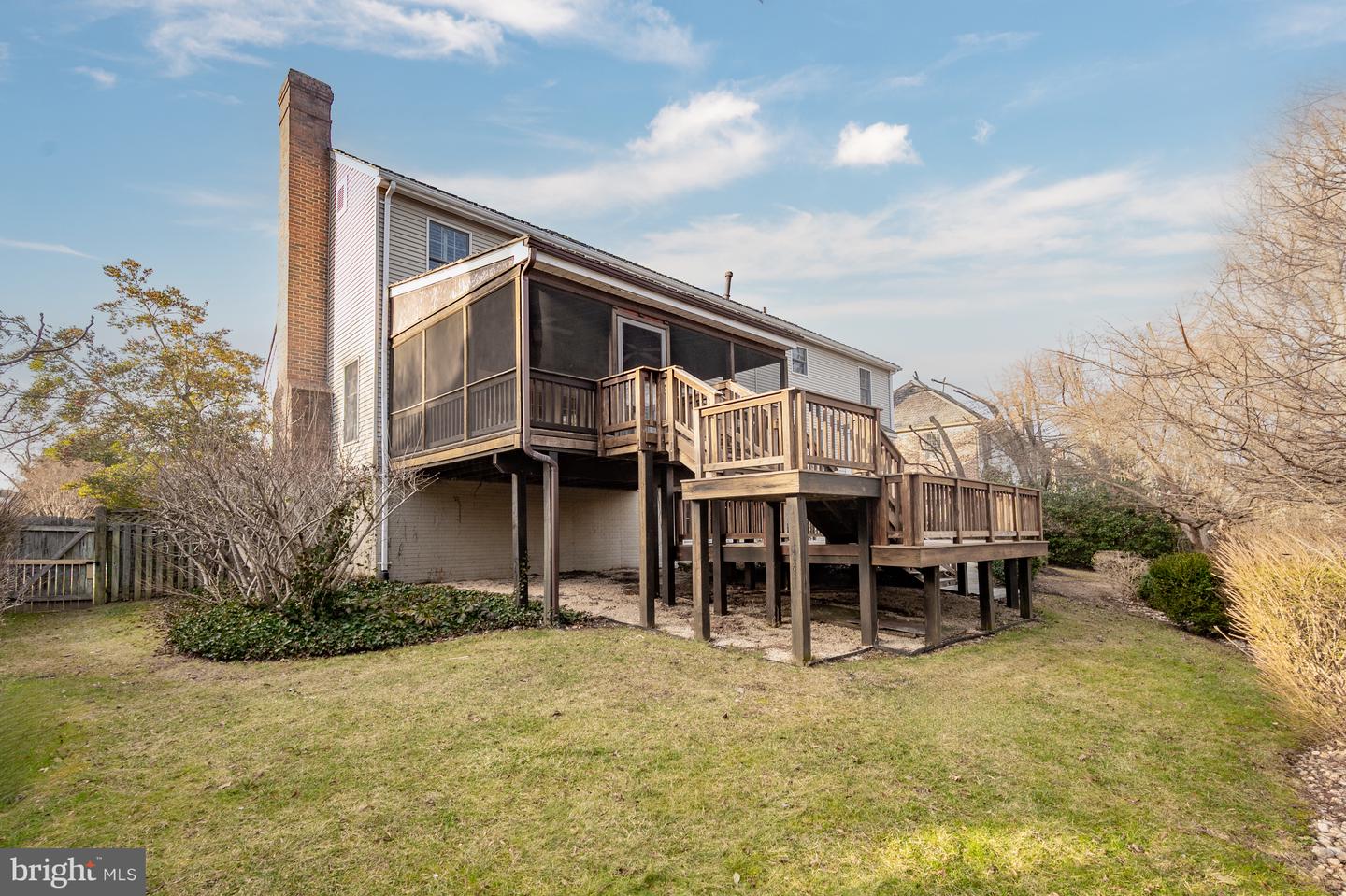 8815 SURREY CT, ALEXANDRIA, Virginia 22309, 5 Bedrooms Bedrooms, ,3 BathroomsBathrooms,Residential,For sale,8815 SURREY CT,VAFX2287404 MLS # VAFX2287404