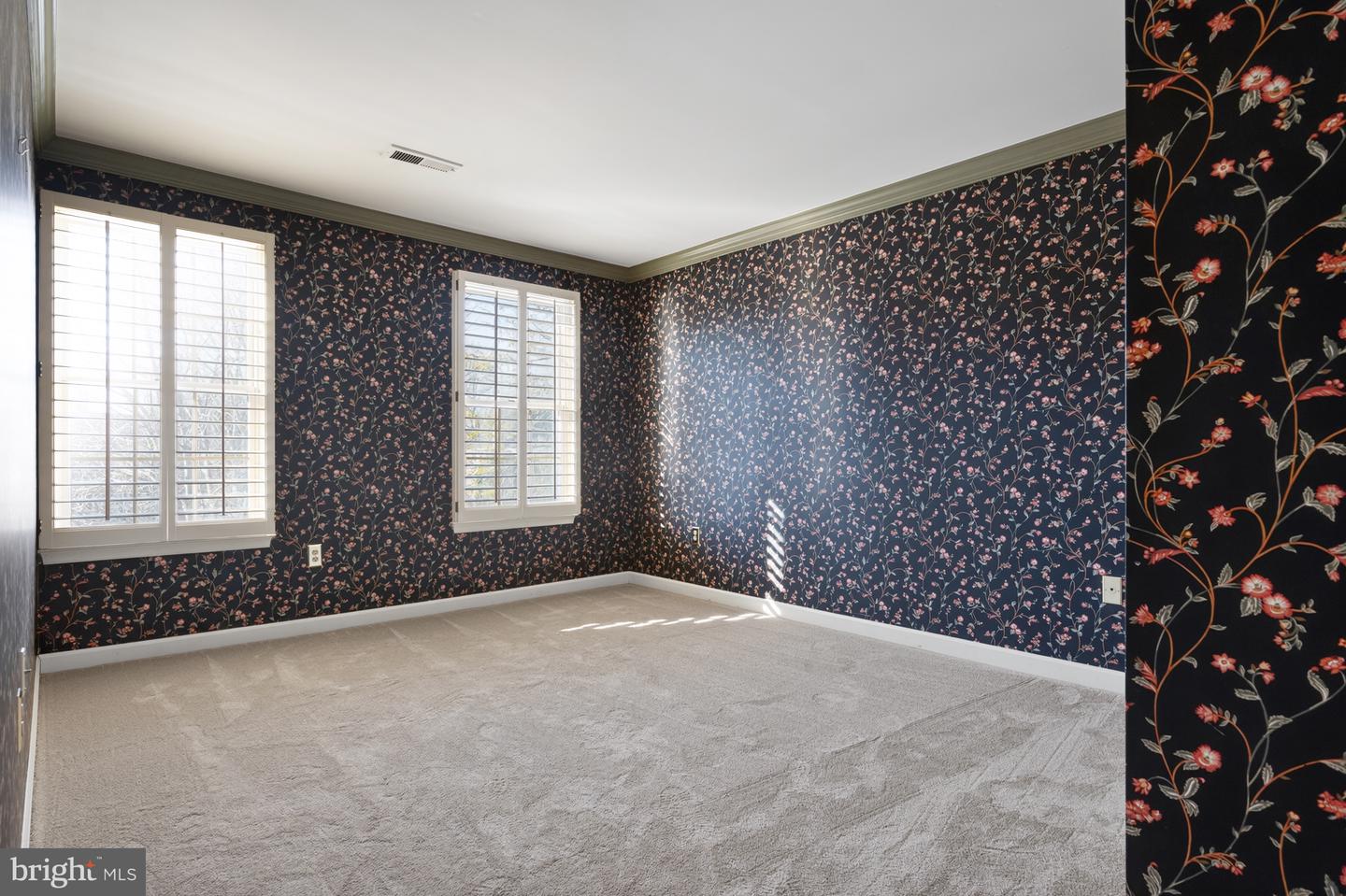 8815 SURREY CT, ALEXANDRIA, Virginia 22309, 5 Bedrooms Bedrooms, ,3 BathroomsBathrooms,Residential,For sale,8815 SURREY CT,VAFX2287404 MLS # VAFX2287404