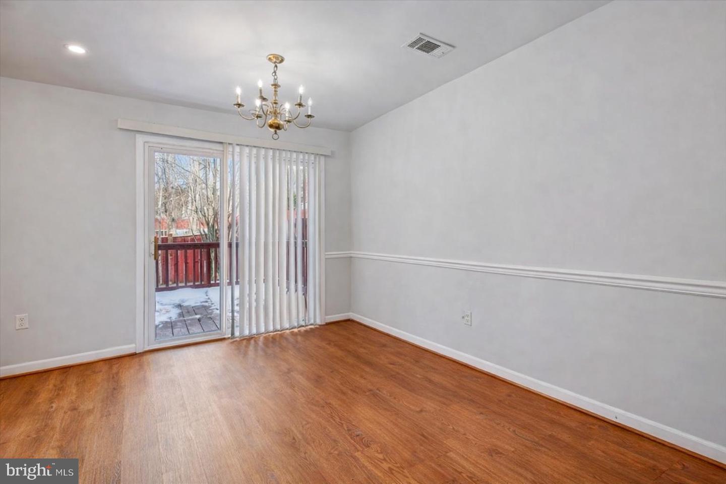 4136 FERRARA TER, WOODBRIDGE, Virginia 22193, 3 Bedrooms Bedrooms, 5 Rooms Rooms,1 BathroomBathrooms,Residential,For sale,4136 FERRARA TER,VAPW2111158 MLS # VAPW2111158