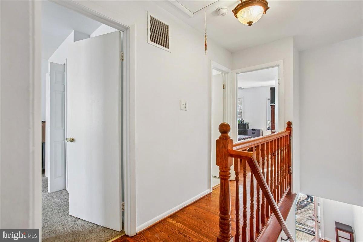 4136 FERRARA TER, WOODBRIDGE, Virginia 22193, 3 Bedrooms Bedrooms, 5 Rooms Rooms,1 BathroomBathrooms,Residential,For sale,4136 FERRARA TER,VAPW2111158 MLS # VAPW2111158