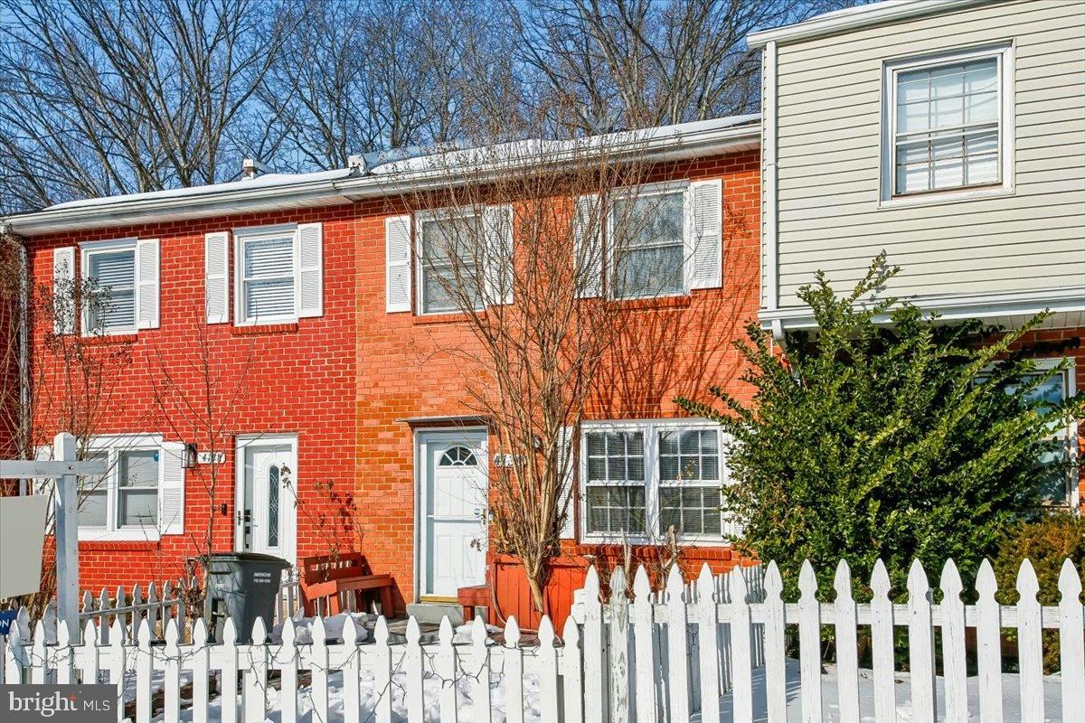 4136 FERRARA TER, WOODBRIDGE, Virginia 22193, 3 Bedrooms Bedrooms, 5 Rooms Rooms,1 BathroomBathrooms,Residential,For sale,4136 FERRARA TER,VAPW2111158 MLS # VAPW2111158