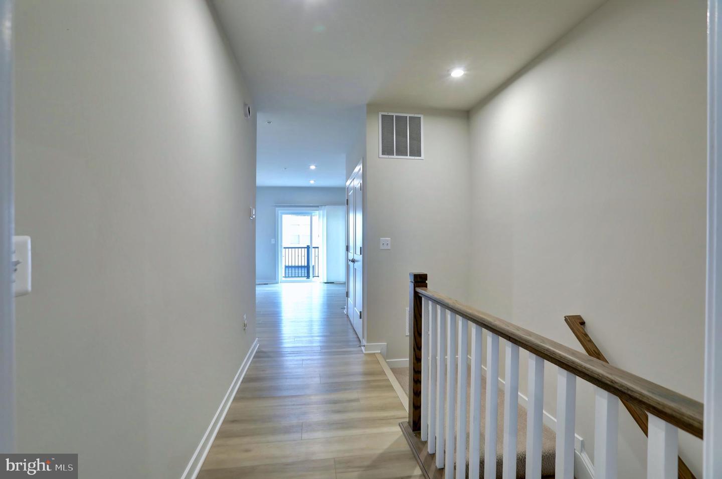 44531 WOLFHOUND SQ, ASHBURN, Virginia 20147, 2 Bedrooms Bedrooms, ,2 BathroomsBathrooms,Residential,For sale,44531 WOLFHOUND SQ,VALO2114584 MLS # VALO2114584