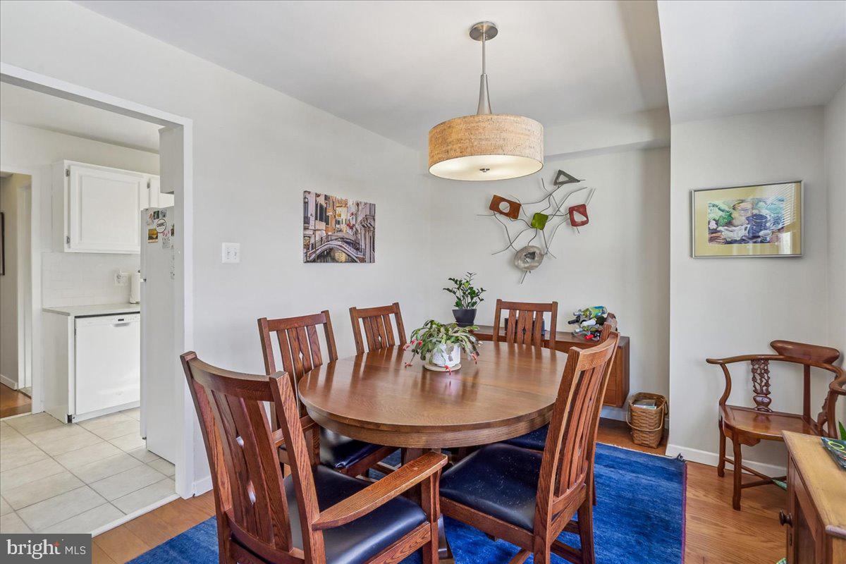 5410 CONNECTICUT AVE NW #412, WASHINGTON, District Of Columbia 20015, 2 Bedrooms Bedrooms, ,2 BathroomsBathrooms,Residential,For sale,5410 CONNECTICUT AVE NW #412,DCDC2243050 MLS # DCDC2243050 5410 CONNECTICUT AVE NW #412, WASHINGTON, District Of Columbia 20015, 2 Bedrooms Bedrooms, ,2 BathroomsBathrooms,Residential,For sale,5410 CONNECTICUT AVE NW #412,DCDC2243050 MLS # DCDC2243050