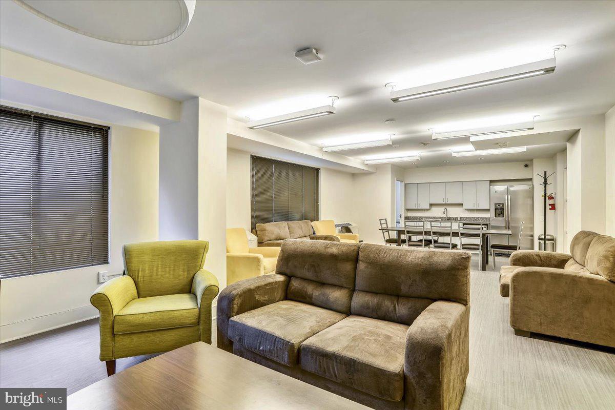 5410 CONNECTICUT AVE NW #412, WASHINGTON, District Of Columbia 20015, 2 Bedrooms Bedrooms, ,2 BathroomsBathrooms,Residential,For sale,5410 CONNECTICUT AVE NW #412,DCDC2243050 MLS # DCDC2243050 5410 CONNECTICUT AVE NW #412, WASHINGTON, District Of Columbia 20015, 2 Bedrooms Bedrooms, ,2 BathroomsBathrooms,Residential,For sale,5410 CONNECTICUT AVE NW #412,DCDC2243050 MLS # DCDC2243050