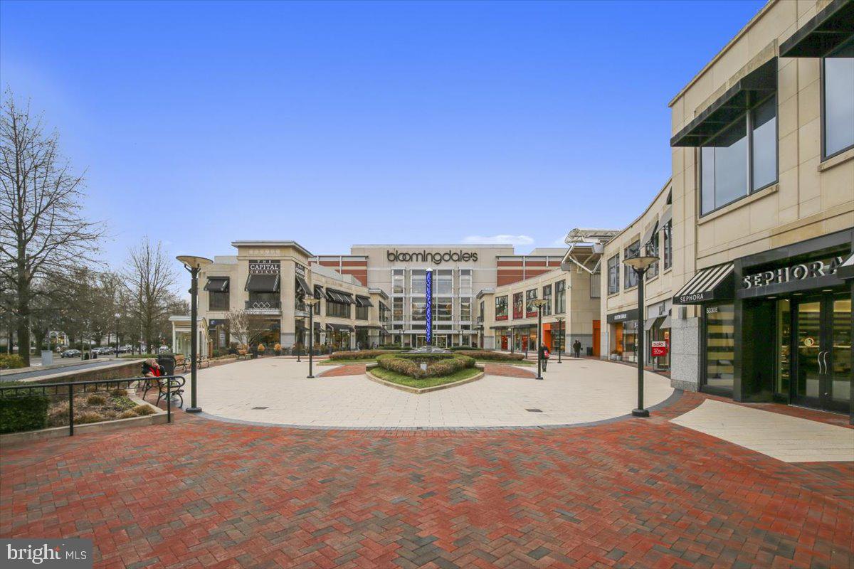 5410 CONNECTICUT AVE NW #412, WASHINGTON, District Of Columbia 20015, 2 Bedrooms Bedrooms, ,2 BathroomsBathrooms,Residential,For sale,5410 CONNECTICUT AVE NW #412,DCDC2243050 MLS # DCDC2243050 5410 CONNECTICUT AVE NW #412, WASHINGTON, District Of Columbia 20015, 2 Bedrooms Bedrooms, ,2 BathroomsBathrooms,Residential,For sale,5410 CONNECTICUT AVE NW #412,DCDC2243050 MLS # DCDC2243050