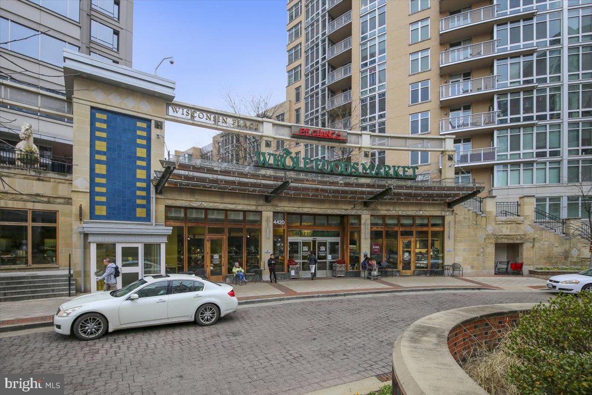 5410 CONNECTICUT AVE NW #412, WASHINGTON, District Of Columbia 20015, 2 Bedrooms Bedrooms, ,2 BathroomsBathrooms,Residential,For sale,5410 CONNECTICUT AVE NW #412,DCDC2243050 MLS # DCDC2243050 5410 CONNECTICUT AVE NW #412, WASHINGTON, District Of Columbia 20015, 2 Bedrooms Bedrooms, ,2 BathroomsBathrooms,Residential,For sale,5410 CONNECTICUT AVE NW #412,DCDC2243050 MLS # DCDC2243050