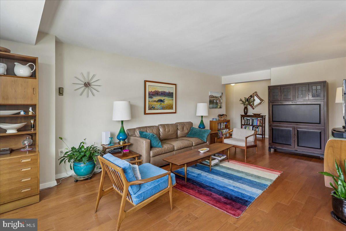 5410 CONNECTICUT AVE NW #412, WASHINGTON, District Of Columbia 20015, 2 Bedrooms Bedrooms, ,2 BathroomsBathrooms,Residential,For sale,5410 CONNECTICUT AVE NW #412,DCDC2243050 MLS # DCDC2243050 5410 CONNECTICUT AVE NW #412, WASHINGTON, District Of Columbia 20015, 2 Bedrooms Bedrooms, ,2 BathroomsBathrooms,Residential,For sale,5410 CONNECTICUT AVE NW #412,DCDC2243050 MLS # DCDC2243050