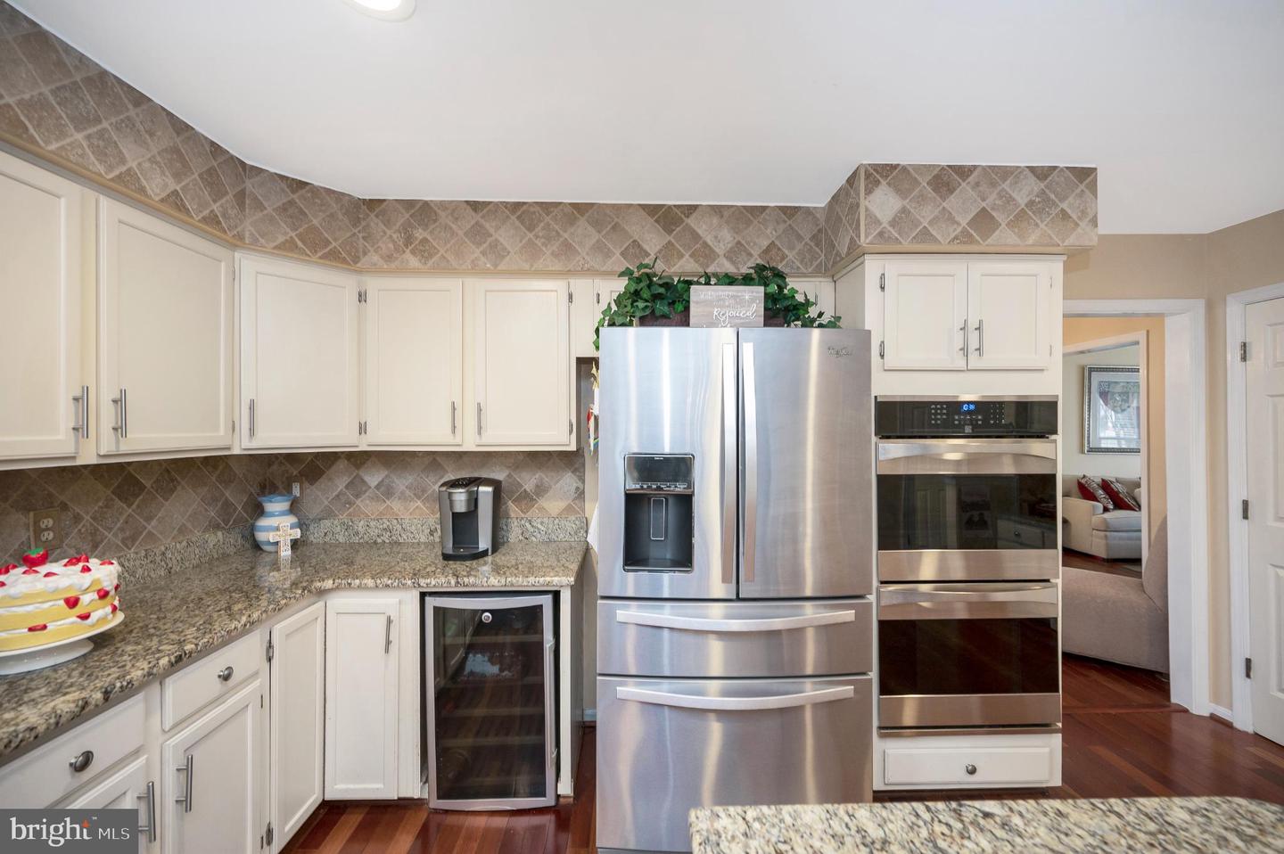 9309 E CARONDELET DR, MANASSAS PARK, Virginia 20111, 6 Bedrooms Bedrooms, 17 Rooms Rooms,4 BathroomsBathrooms,Residential,For sale,9309 E CARONDELET DR,VAMP2003620 MLS # VAMP2003620