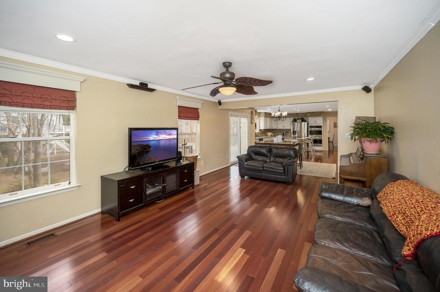 9309 E CARONDELET DR, MANASSAS PARK, Virginia 20111, 6 Bedrooms Bedrooms, 17 Rooms Rooms,4 BathroomsBathrooms,Residential,For sale,9309 E CARONDELET DR,VAMP2003620 MLS # VAMP2003620