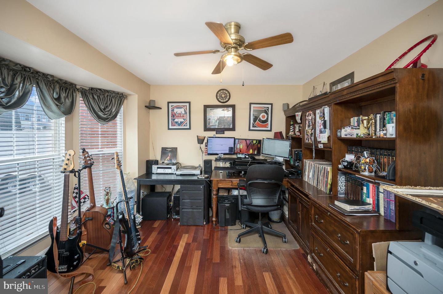 9309 E CARONDELET DR, MANASSAS PARK, Virginia 20111, 6 Bedrooms Bedrooms, 17 Rooms Rooms,4 BathroomsBathrooms,Residential,For sale,9309 E CARONDELET DR,VAMP2003620 MLS # VAMP2003620