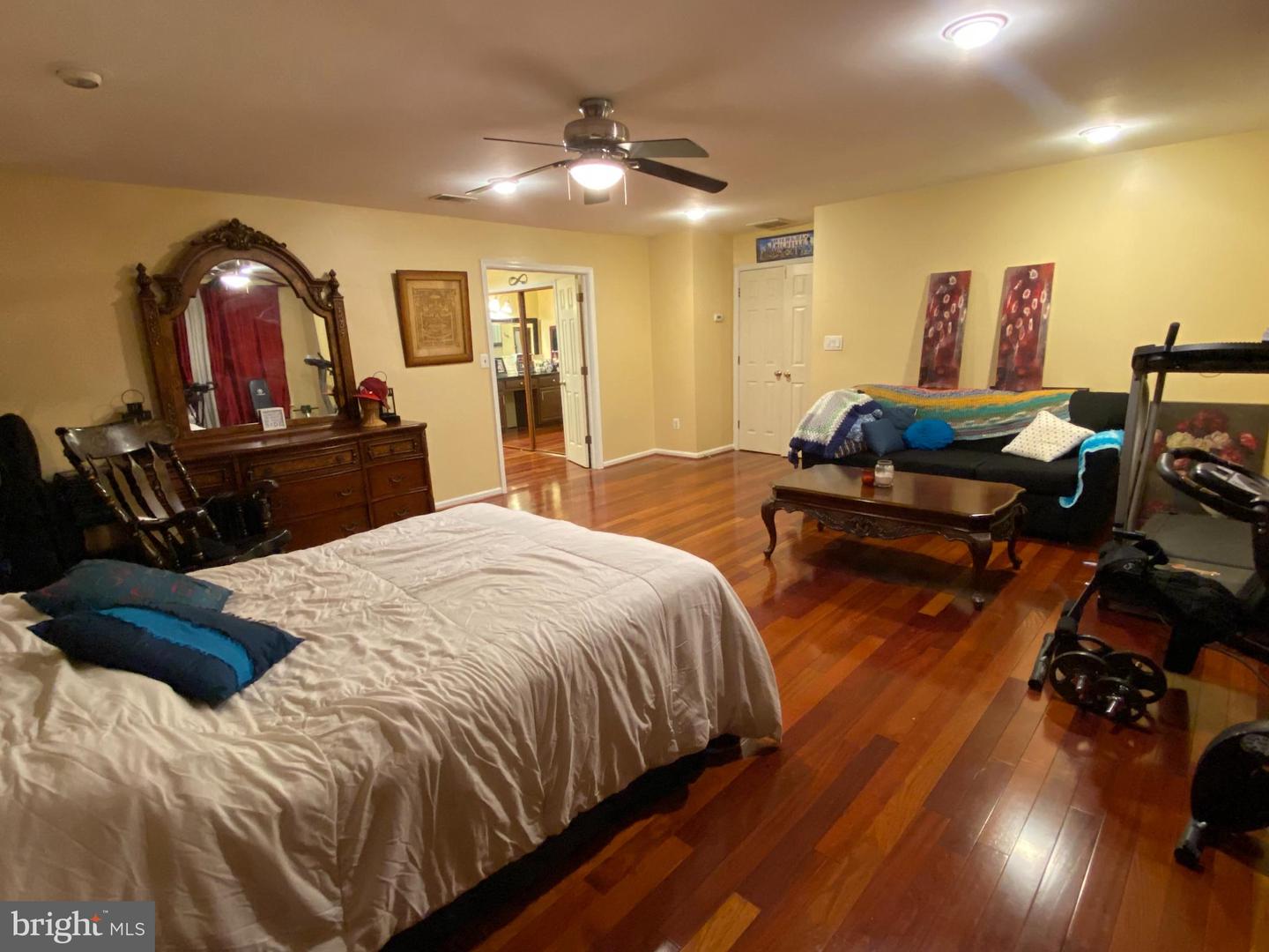 9309 E CARONDELET DR, MANASSAS PARK, Virginia 20111, 6 Bedrooms Bedrooms, 17 Rooms Rooms,4 BathroomsBathrooms,Residential,For sale,9309 E CARONDELET DR,VAMP2003620 MLS # VAMP2003620