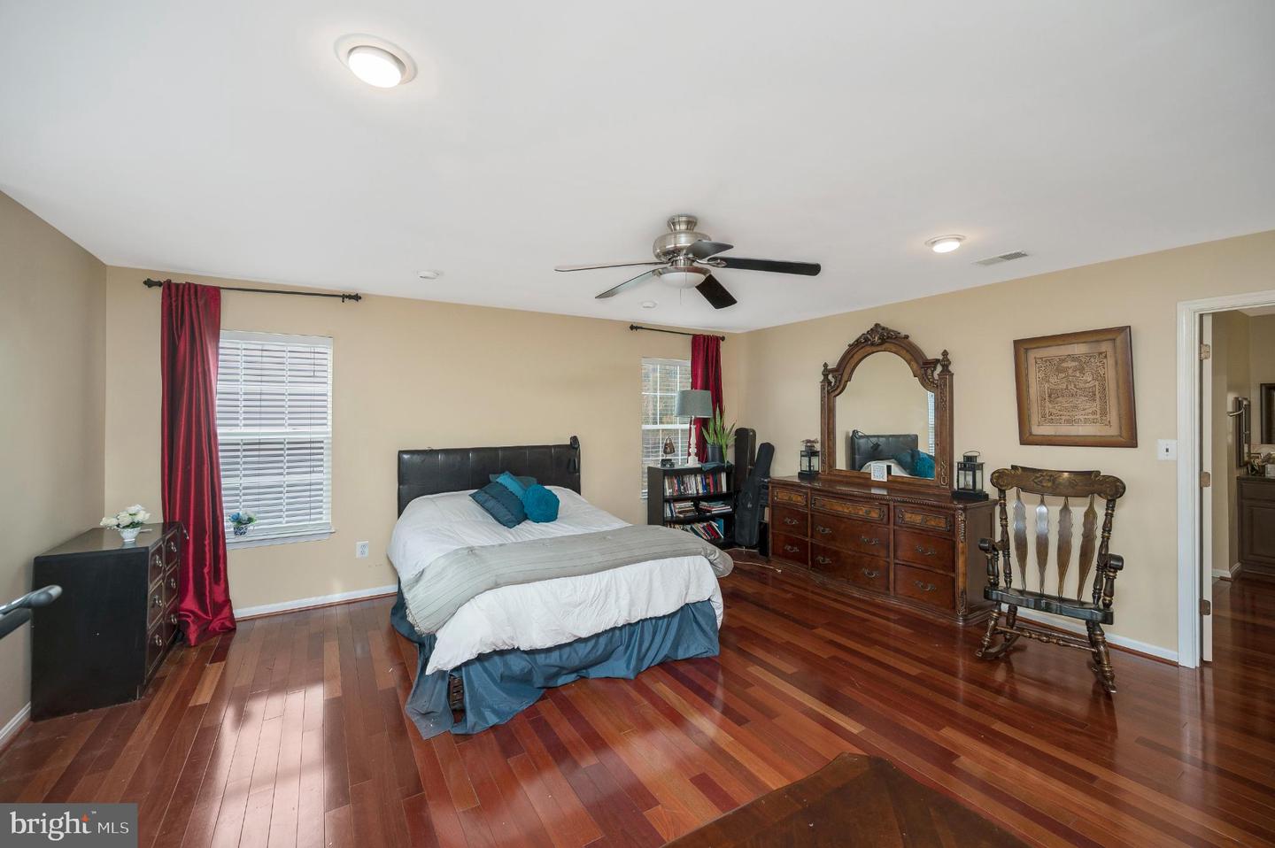 9309 E CARONDELET DR, MANASSAS PARK, Virginia 20111, 6 Bedrooms Bedrooms, 17 Rooms Rooms,4 BathroomsBathrooms,Residential,For sale,9309 E CARONDELET DR,VAMP2003620 MLS # VAMP2003620