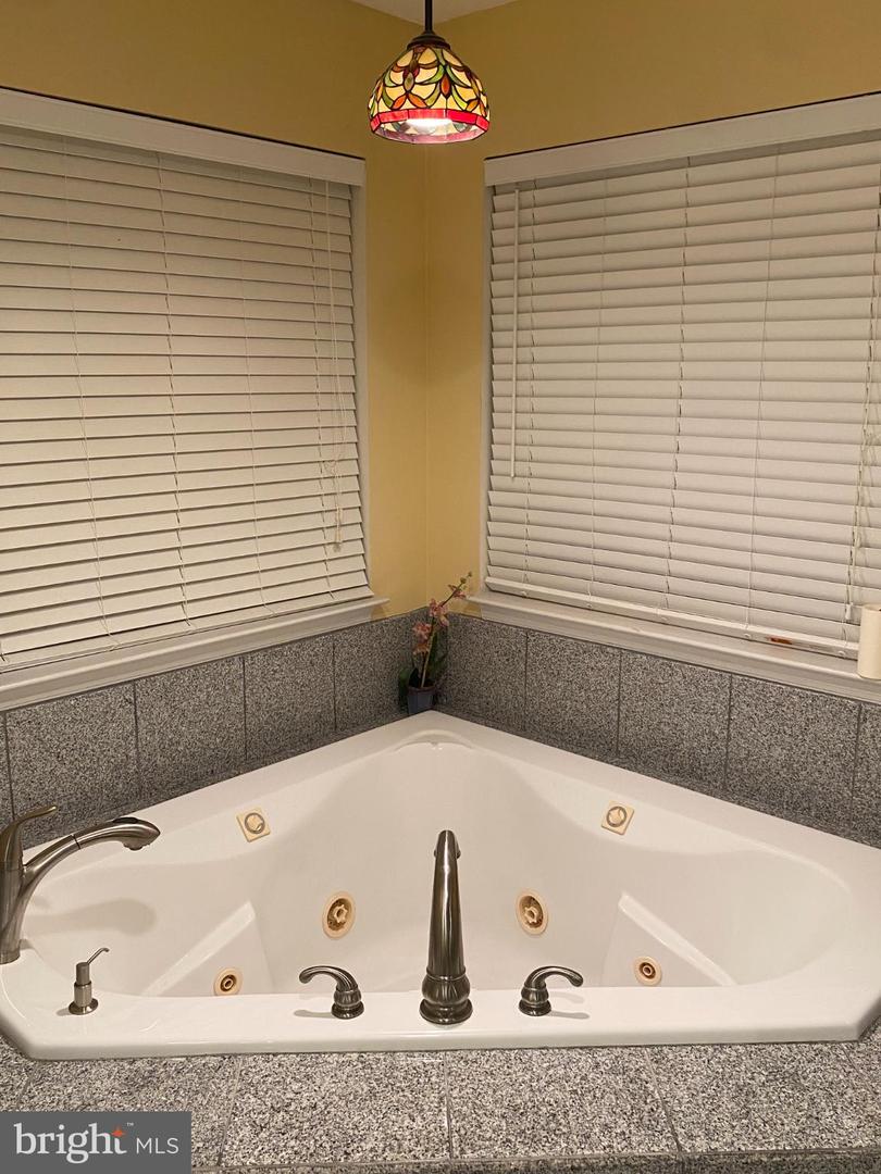 9309 E CARONDELET DR, MANASSAS PARK, Virginia 20111, 6 Bedrooms Bedrooms, 17 Rooms Rooms,4 BathroomsBathrooms,Residential,For sale,9309 E CARONDELET DR,VAMP2003620 MLS # VAMP2003620