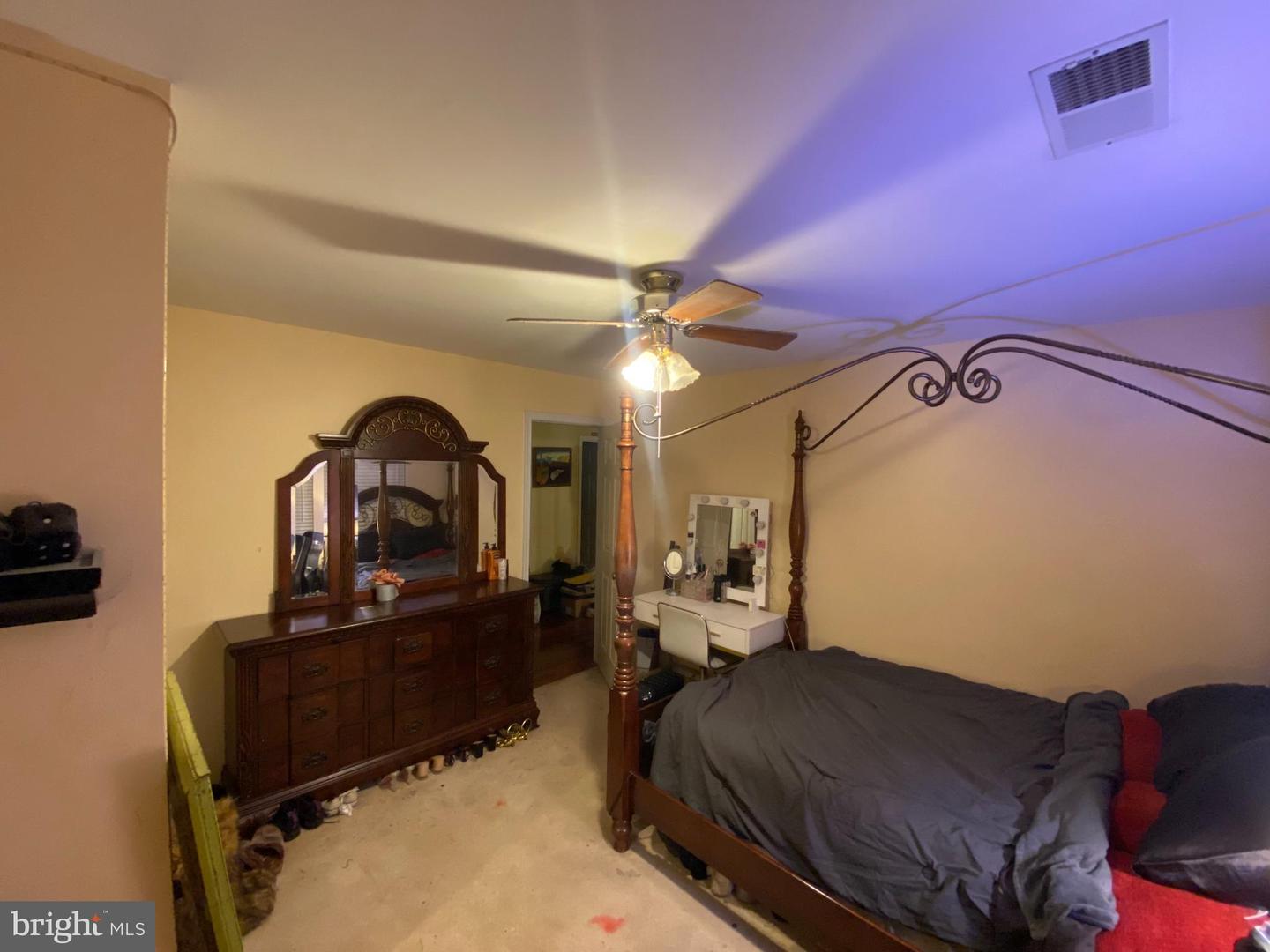 9309 E CARONDELET DR, MANASSAS PARK, Virginia 20111, 6 Bedrooms Bedrooms, 17 Rooms Rooms,4 BathroomsBathrooms,Residential,For sale,9309 E CARONDELET DR,VAMP2003620 MLS # VAMP2003620