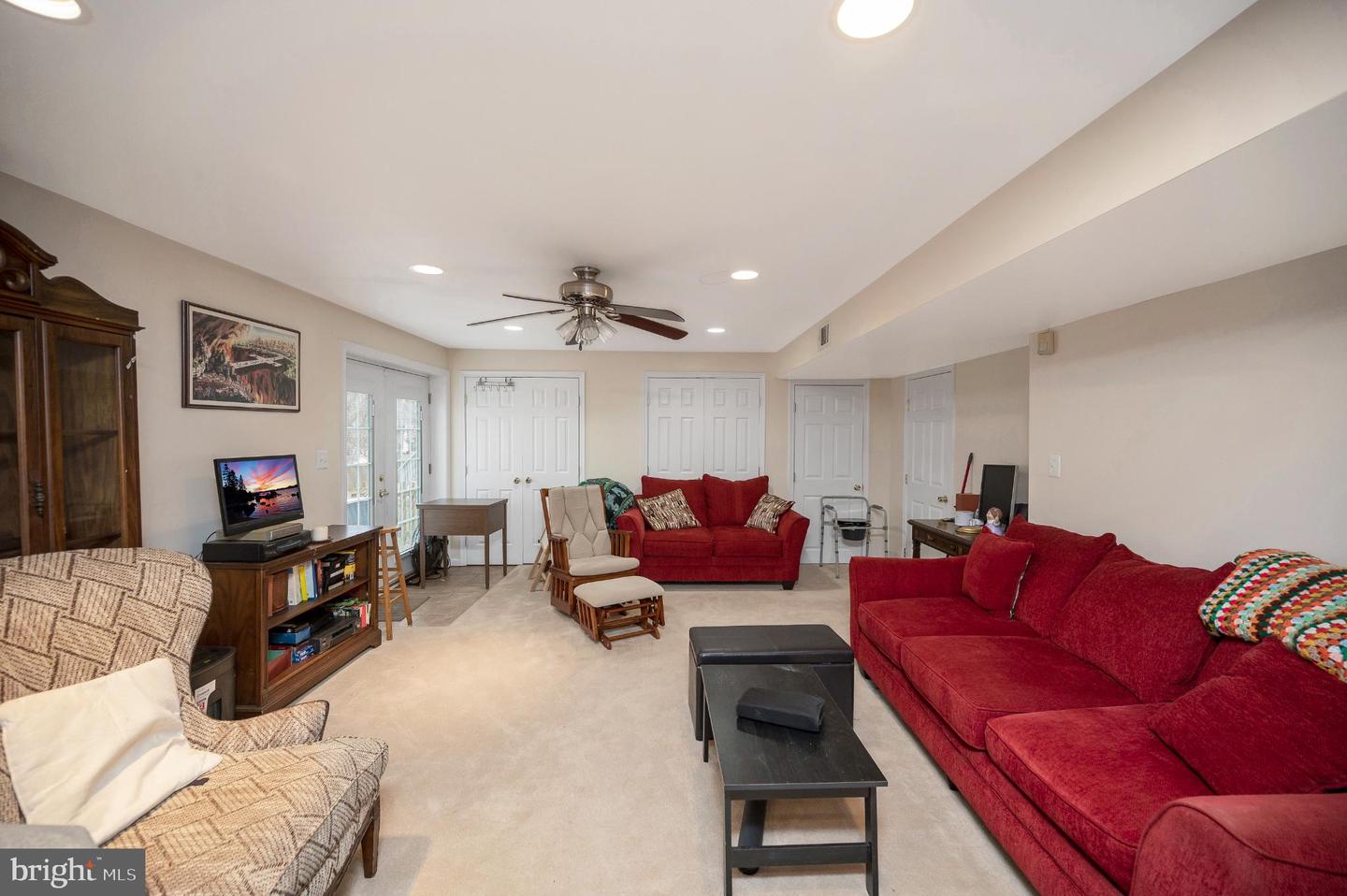 9309 E CARONDELET DR, MANASSAS PARK, Virginia 20111, 6 Bedrooms Bedrooms, 17 Rooms Rooms,4 BathroomsBathrooms,Residential,For sale,9309 E CARONDELET DR,VAMP2003620 MLS # VAMP2003620