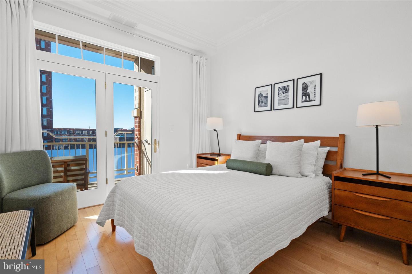 309 HOLLAND LN #311, ALEXANDRIA, Virginia 22314, 2 Bedrooms Bedrooms, ,2 BathroomsBathrooms,Residential,For sale,309 HOLLAND LN #311,VAAX2053466 MLS # VAAX2053466