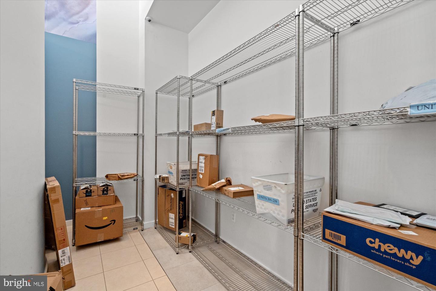 309 HOLLAND LN #311, ALEXANDRIA, Virginia 22314, 2 Bedrooms Bedrooms, ,2 BathroomsBathrooms,Residential,For sale,309 HOLLAND LN #311,VAAX2053466 MLS # VAAX2053466