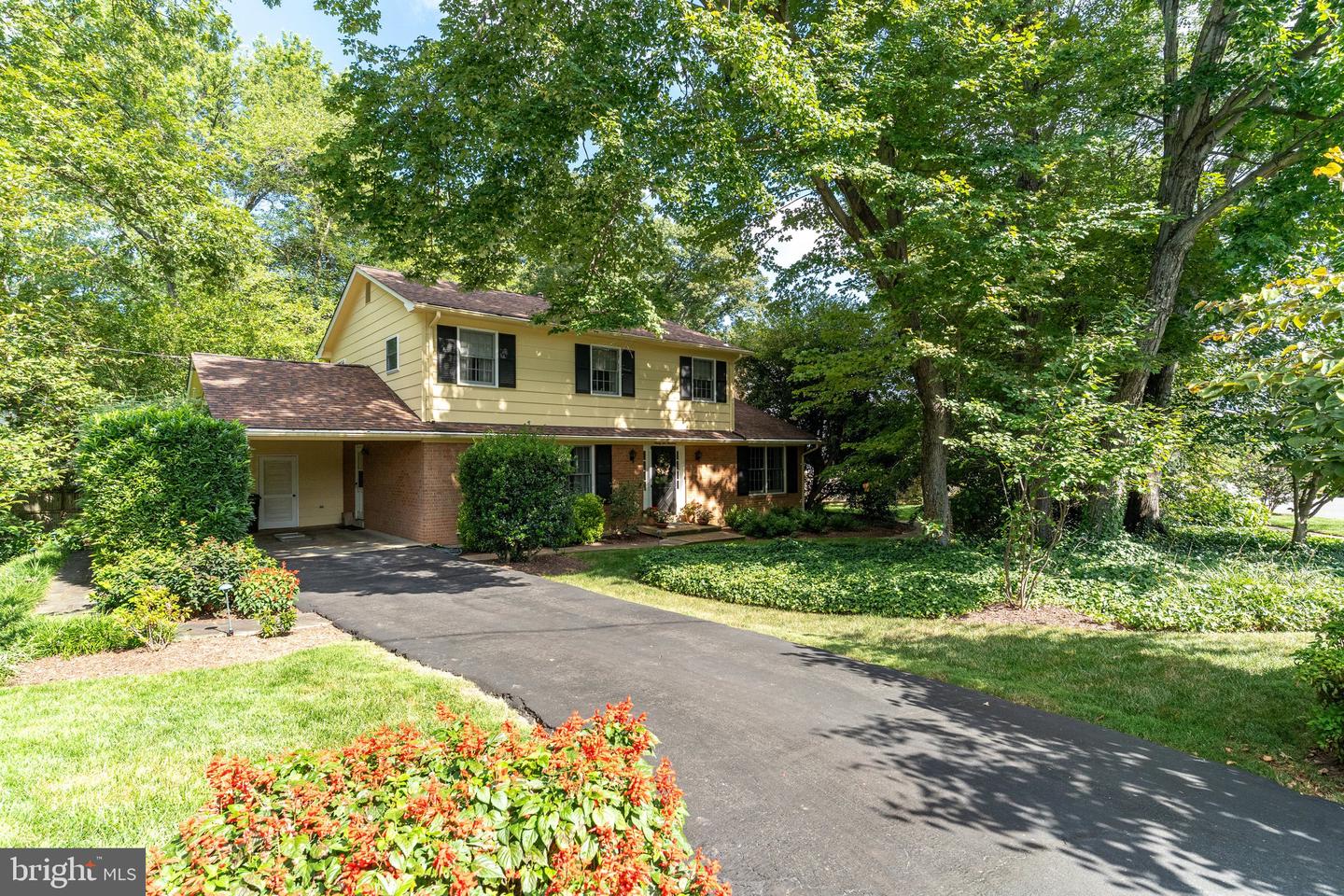 9600 HELENWOOD DR, FAIRFAX, Virginia 22032, 4 Bedrooms Bedrooms, ,2 BathroomsBathrooms,Residential,For sale,9600 HELENWOOD DR,VAFX2287296 MLS # VAFX2287296