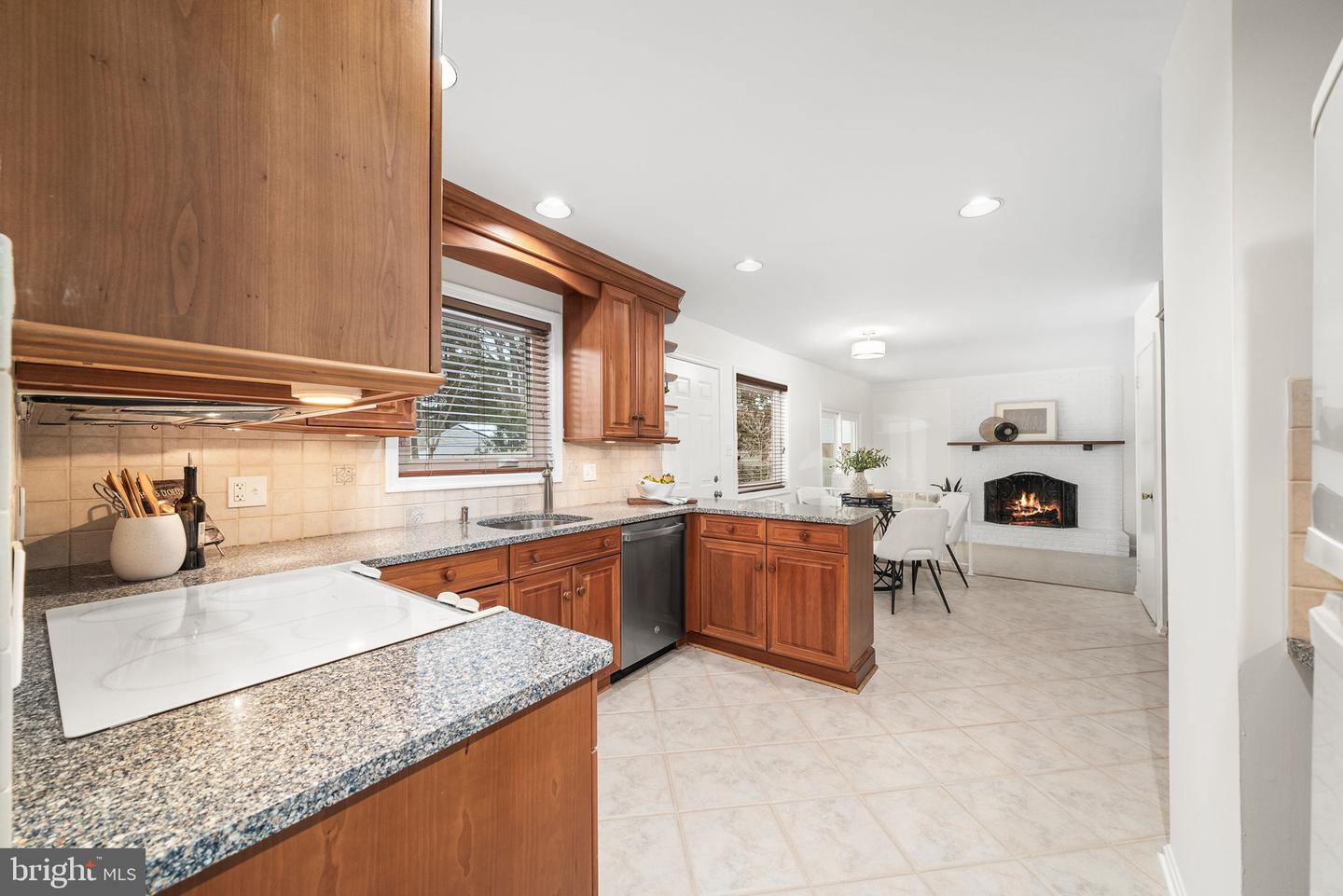 9600 HELENWOOD DR, FAIRFAX, Virginia 22032, 4 Bedrooms Bedrooms, ,2 BathroomsBathrooms,Residential,For sale,9600 HELENWOOD DR,VAFX2287296 MLS # VAFX2287296