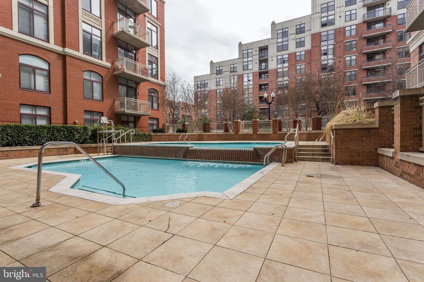 1201 N GARFIELD ST #206, ARLINGTON, Virginia 22201, 2 Bedrooms Bedrooms, ,2 BathroomsBathrooms,Residential,For sale,1201 N GARFIELD ST #206,VAAR2068072 MLS # VAAR2068072