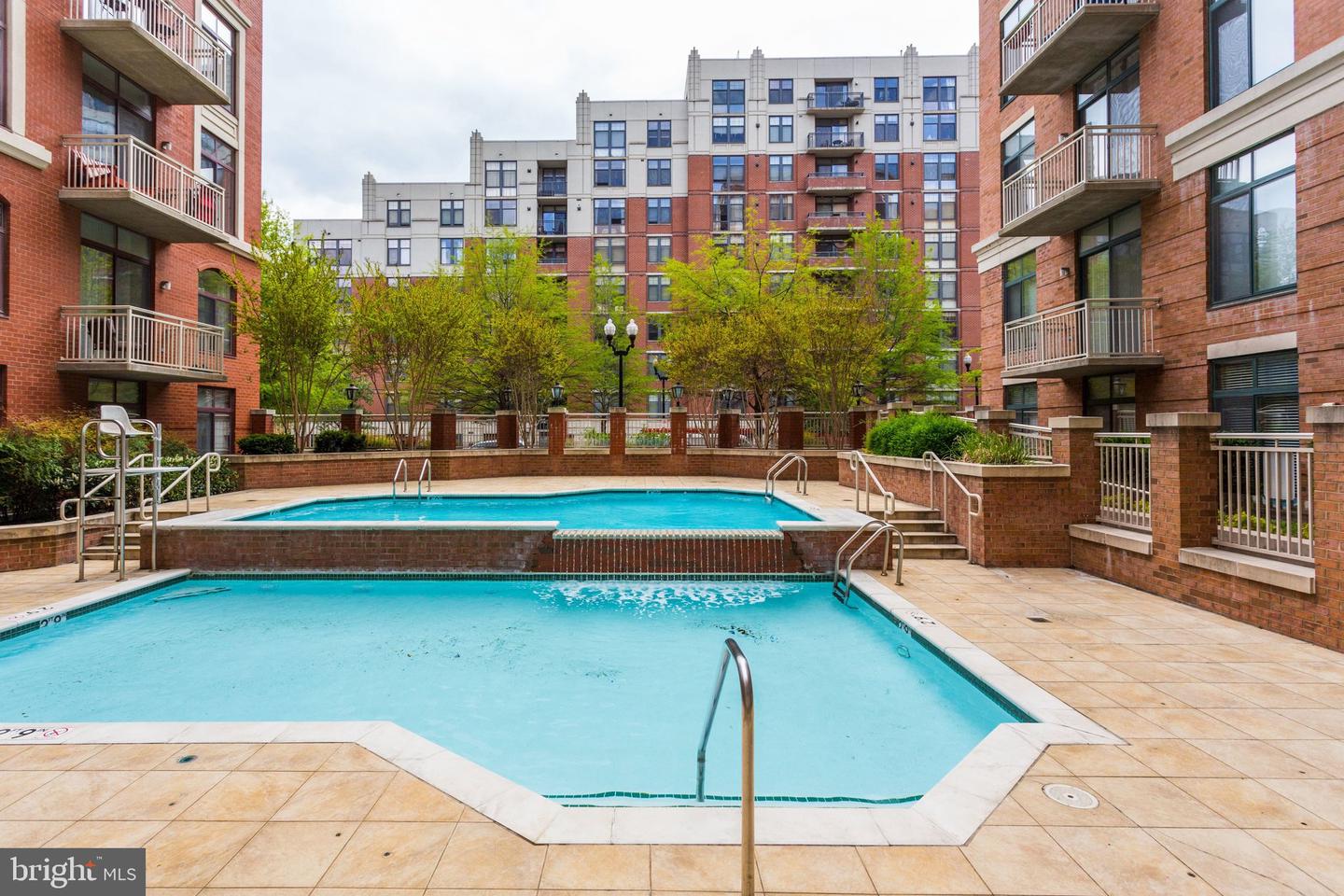 1201 N GARFIELD ST #206, ARLINGTON, Virginia 22201, 2 Bedrooms Bedrooms, ,2 BathroomsBathrooms,Residential,For sale,1201 N GARFIELD ST #206,VAAR2068072 MLS # VAAR2068072
