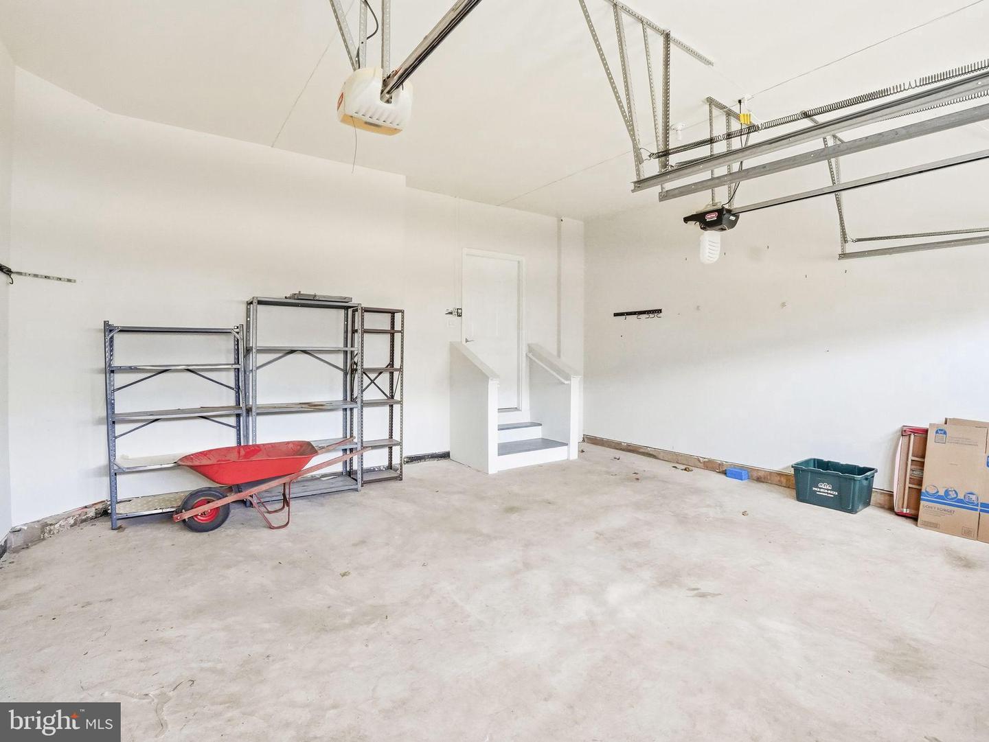 13141 TRIPLE CROWN LOOP, GAINESVILLE, Virginia 20155, 2 Bedrooms Bedrooms, ,4 BathroomsBathrooms,Residential,For sale,13141 TRIPLE CROWN LOOP,VAPW2111130 MLS # VAPW2111130