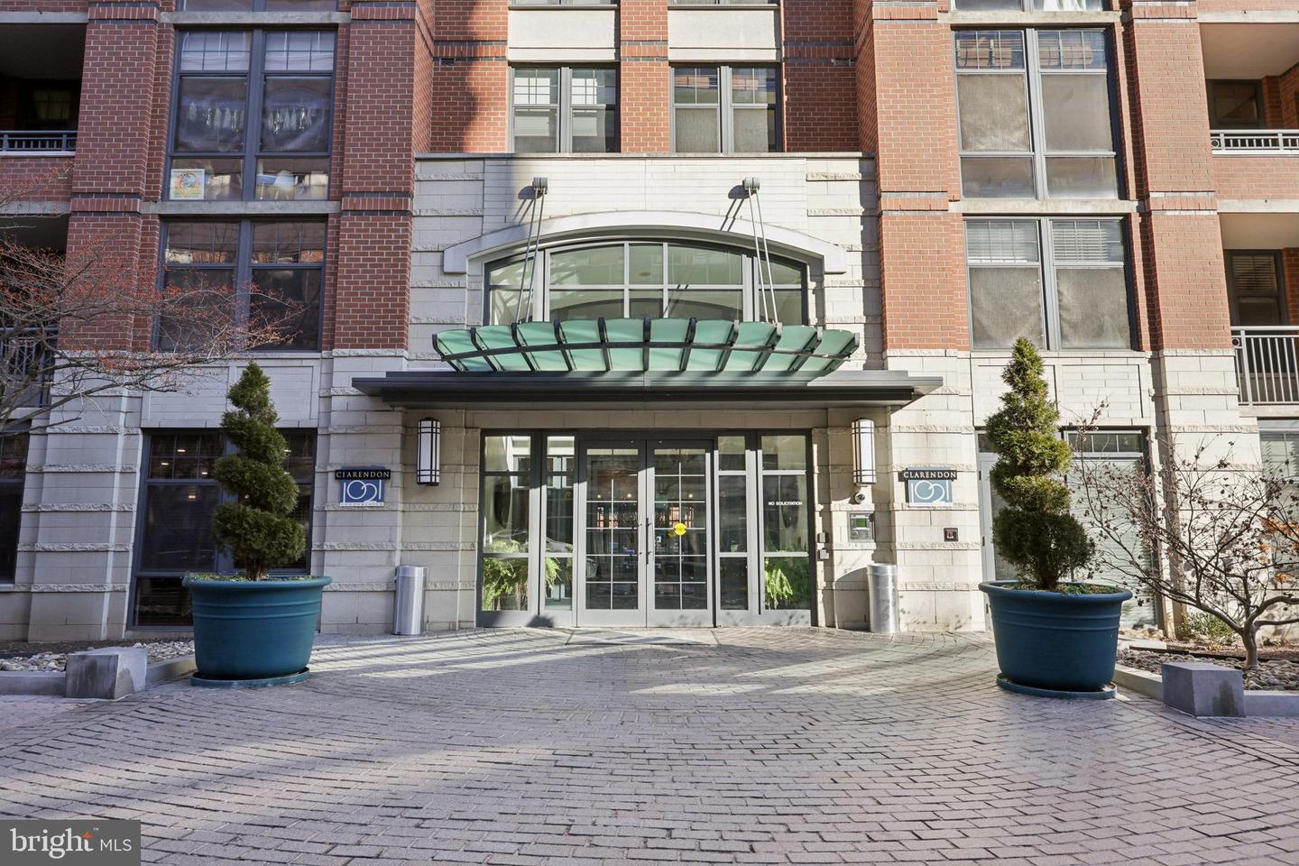 1021 N GARFIELD ST #819, ARLINGTON, Virginia 22201, 1 Bedroom Bedrooms, ,1 BathroomBathrooms,Residential,For sale,1021 N GARFIELD ST #819,VAAR2068088 MLS # VAAR2068088