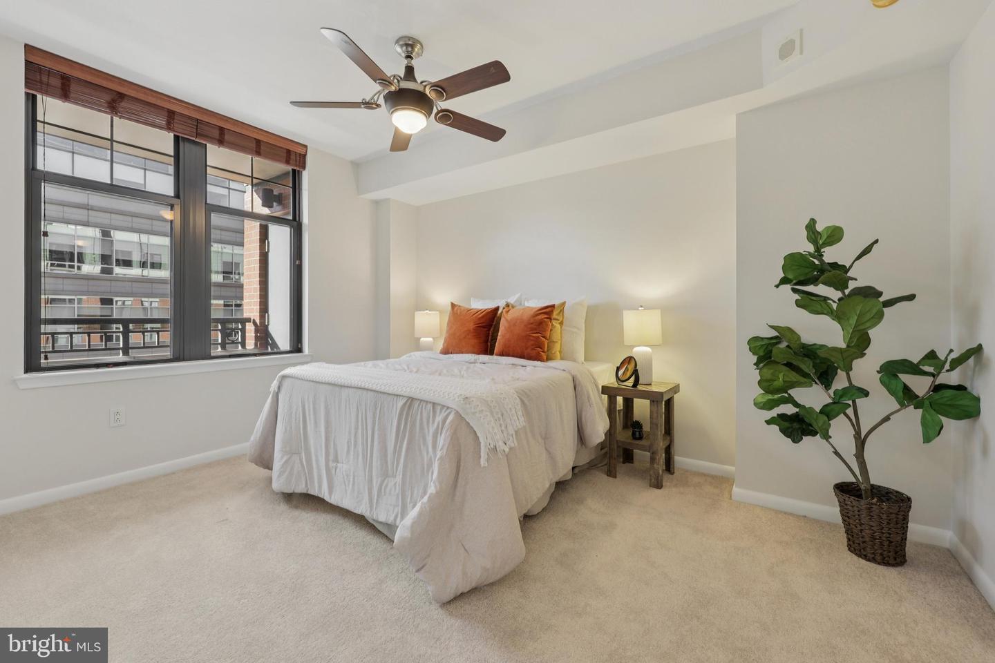 1021 N GARFIELD ST #819, ARLINGTON, Virginia 22201, 1 Bedroom Bedrooms, ,1 BathroomBathrooms,Residential,For sale,1021 N GARFIELD ST #819,VAAR2068088 MLS # VAAR2068088