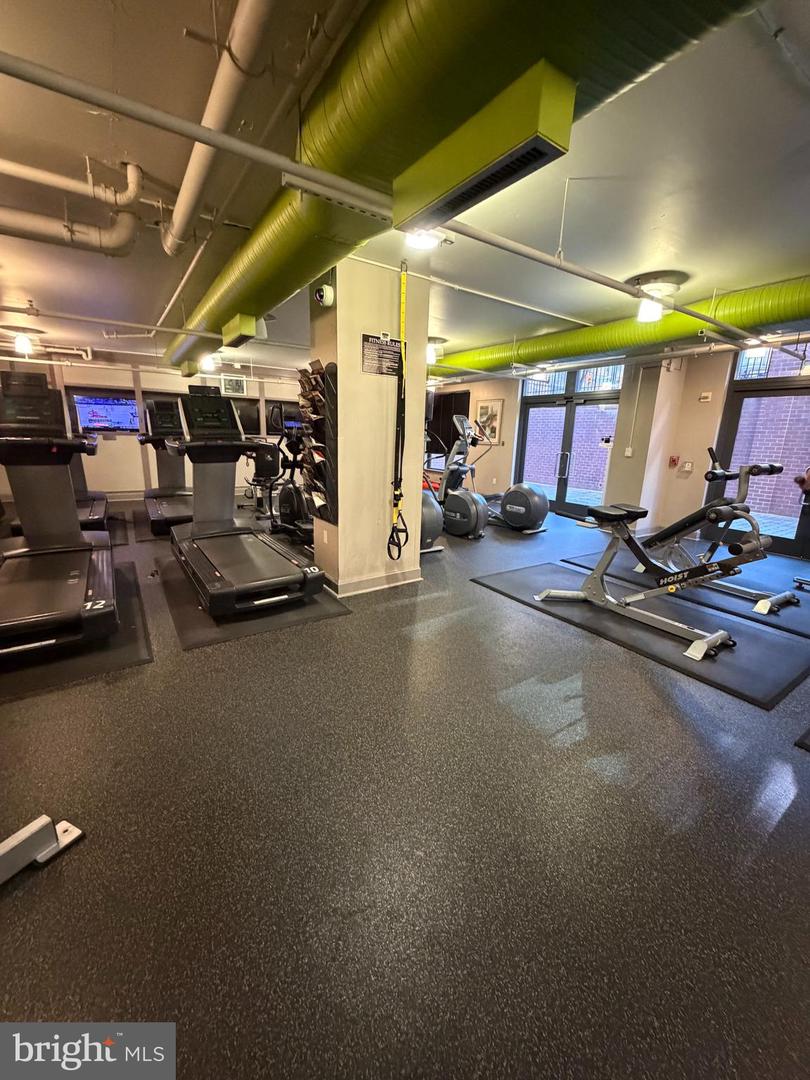 1021 N GARFIELD ST #819, ARLINGTON, Virginia 22201, 1 Bedroom Bedrooms, ,1 BathroomBathrooms,Residential,For sale,1021 N GARFIELD ST #819,VAAR2068088 MLS # VAAR2068088