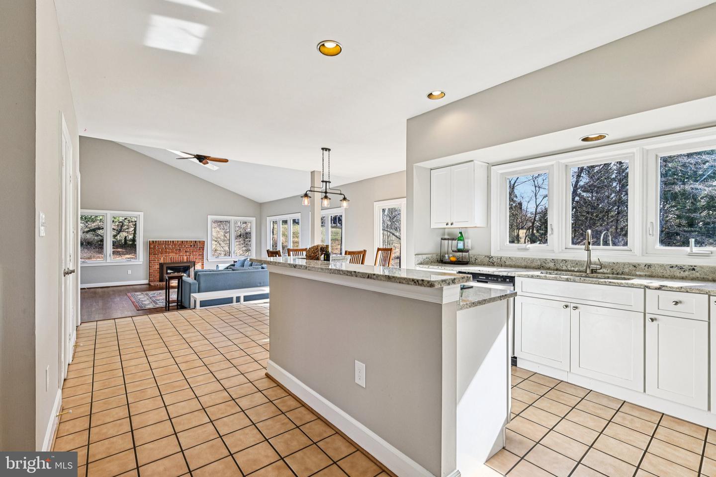 4307 WYNNWOOD DR, ANNANDALE, Virginia 22003, 5 Bedrooms Bedrooms, ,3 BathroomsBathrooms,Residential,For sale,4307 WYNNWOOD DR,VAFX2287368 MLS # VAFX2287368