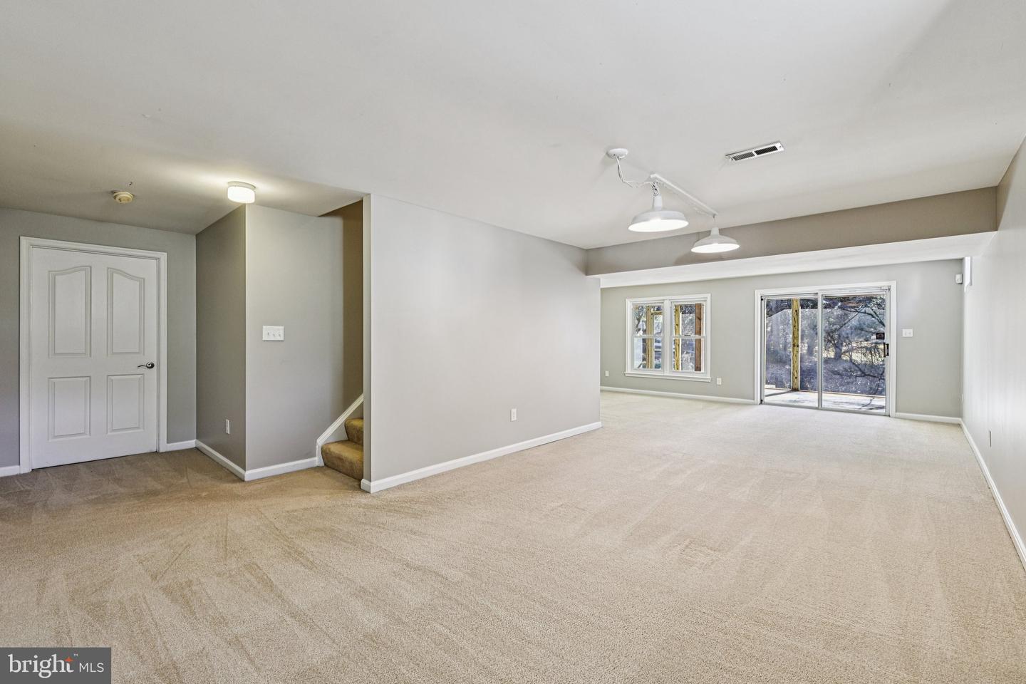 4307 WYNNWOOD DR, ANNANDALE, Virginia 22003, 5 Bedrooms Bedrooms, ,3 BathroomsBathrooms,Residential,For sale,4307 WYNNWOOD DR,VAFX2287368 MLS # VAFX2287368