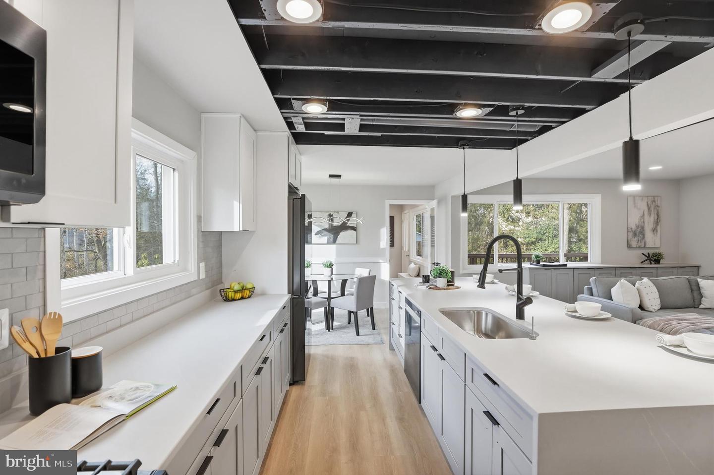 10512 ARROWOOD ST, FAIRFAX, Virginia 22032, 4 Bedrooms Bedrooms, ,4 BathroomsBathrooms,Residential,For sale,10512 ARROWOOD ST,VAFX2287372 MLS # VAFX2287372