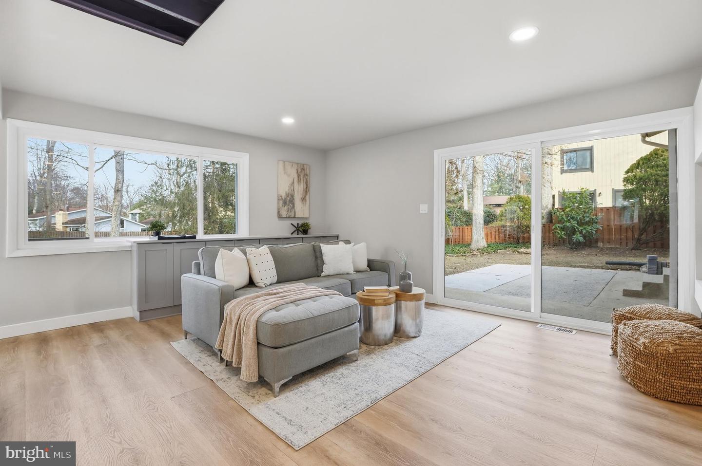 10512 ARROWOOD ST, FAIRFAX, Virginia 22032, 4 Bedrooms Bedrooms, ,4 BathroomsBathrooms,Residential,For sale,10512 ARROWOOD ST,VAFX2287372 MLS # VAFX2287372