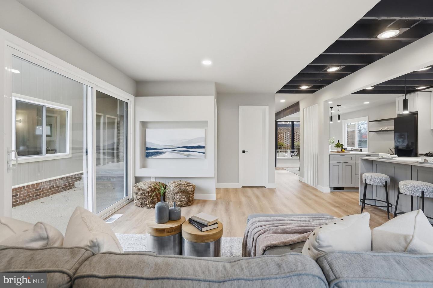 10512 ARROWOOD ST, FAIRFAX, Virginia 22032, 4 Bedrooms Bedrooms, ,4 BathroomsBathrooms,Residential,For sale,10512 ARROWOOD ST,VAFX2287372 MLS # VAFX2287372