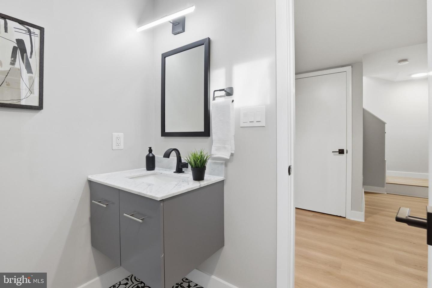 10512 ARROWOOD ST, FAIRFAX, Virginia 22032, 4 Bedrooms Bedrooms, ,4 BathroomsBathrooms,Residential,For sale,10512 ARROWOOD ST,VAFX2287372 MLS # VAFX2287372