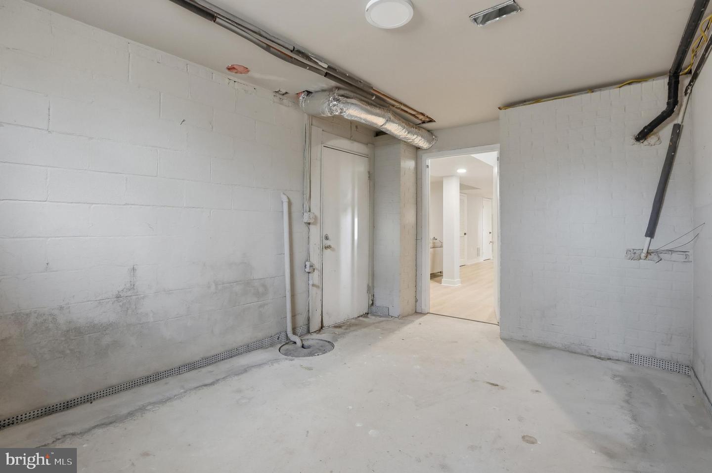 10512 ARROWOOD ST, FAIRFAX, Virginia 22032, 4 Bedrooms Bedrooms, ,4 BathroomsBathrooms,Residential,For sale,10512 ARROWOOD ST,VAFX2287372 MLS # VAFX2287372