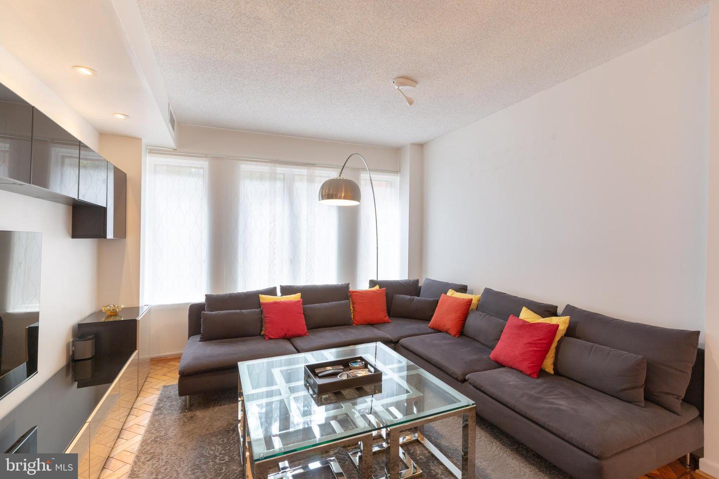 1045 31ST ST NW #21, WASHINGTON, District Of Columbia 20007, 1 Bedroom Bedrooms, ,1 BathroomBathrooms,Residential,For sale,1045 31ST ST NW #21,DCDC2243036 MLS # DCDC2243036