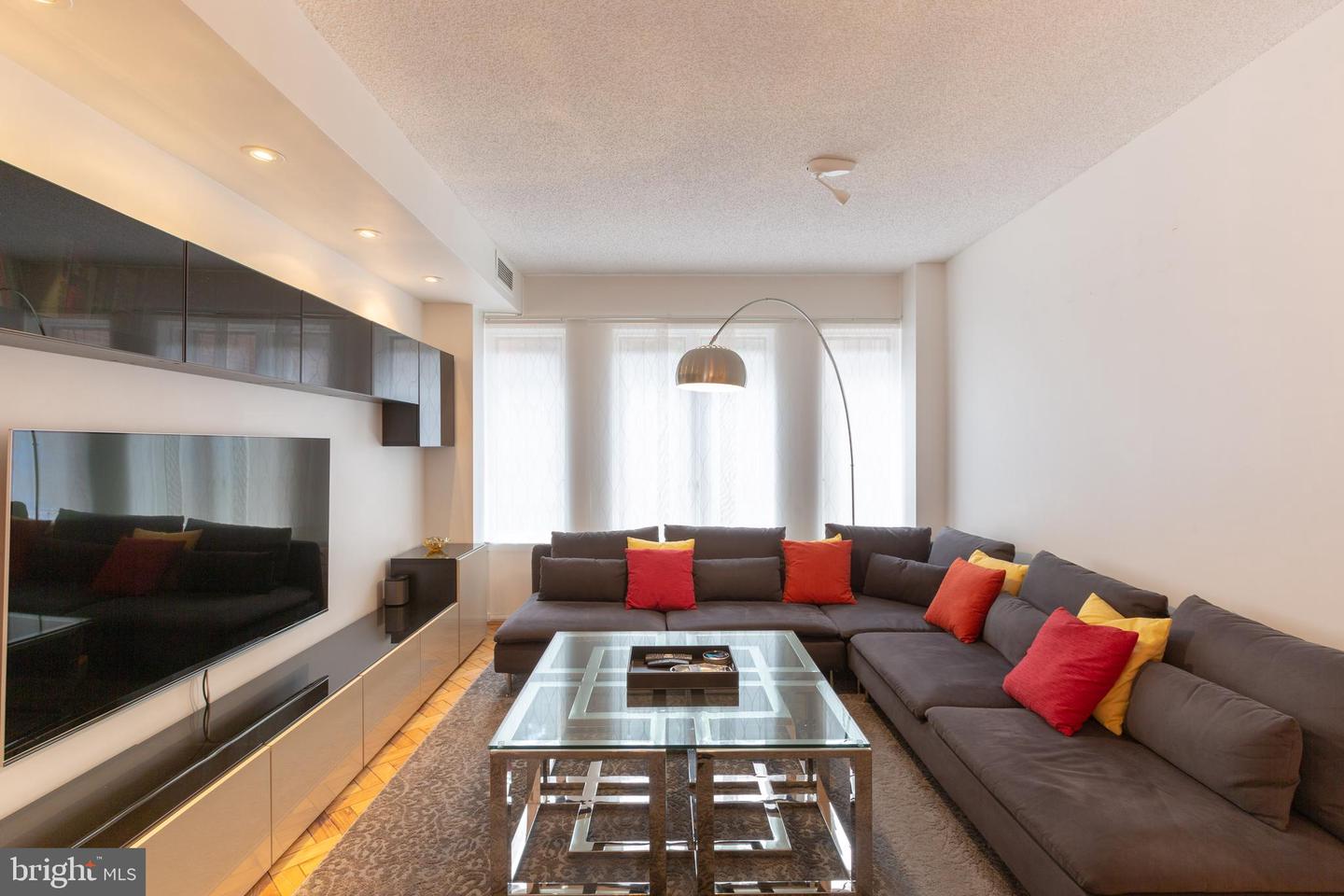 1045 31ST ST NW #21, WASHINGTON, District Of Columbia 20007, 1 Bedroom Bedrooms, ,1 BathroomBathrooms,Residential,For sale,1045 31ST ST NW #21,DCDC2243036 MLS # DCDC2243036