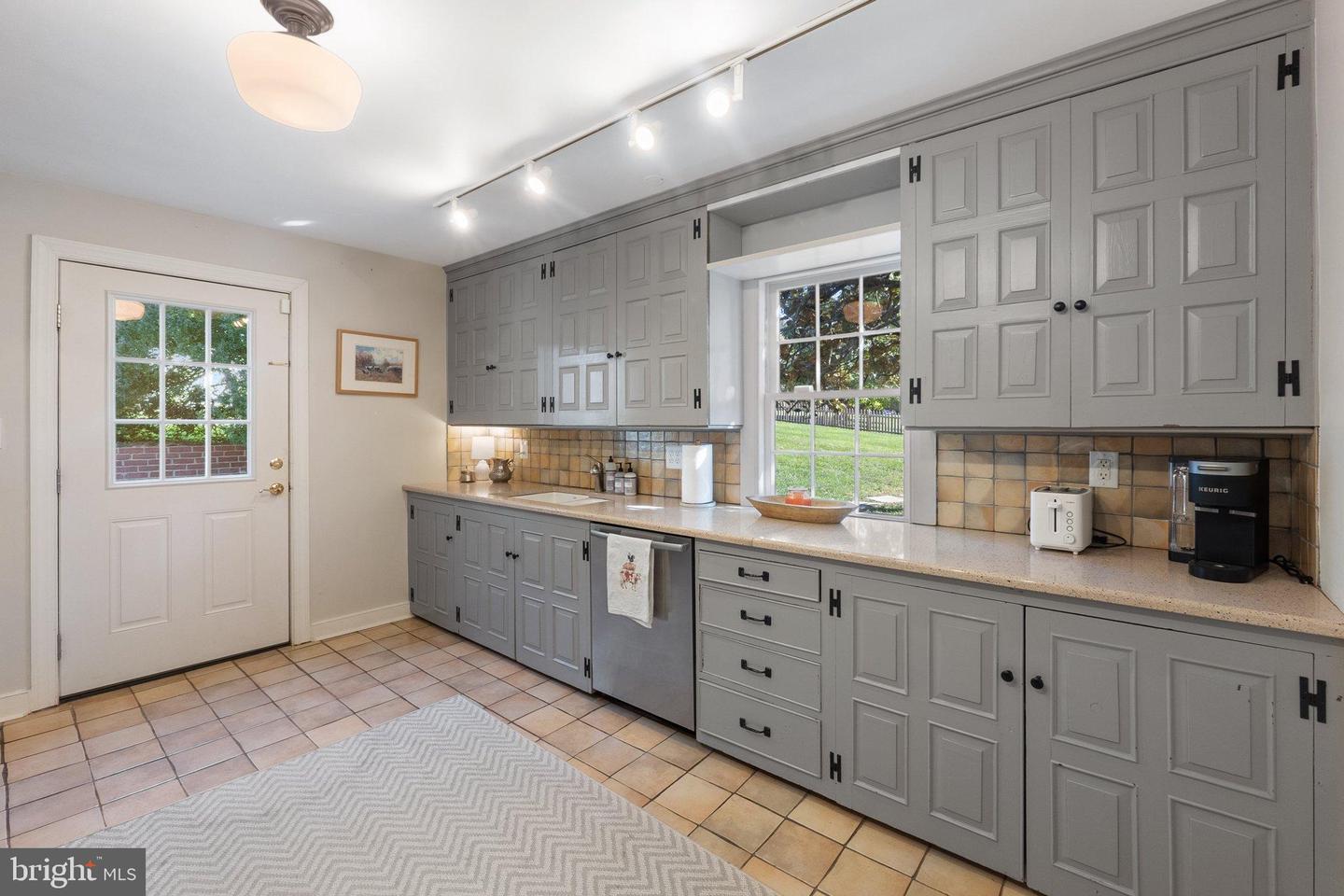 677 FEDERAL ST, PARIS, Virginia 20130, 4 Rooms Rooms,1 BathroomBathrooms,Residential,For sale,677 FEDERAL ST,VAFQ2020264 MLS # VAFQ2020264