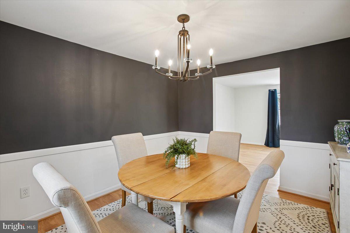 2909 EVERLEIGH WAY, FAIRFAX, Virginia 22031, 3 Bedrooms Bedrooms, ,2 BathroomsBathrooms,Residential,For sale,2909 EVERLEIGH WAY,VAFX2287406 MLS # VAFX2287406