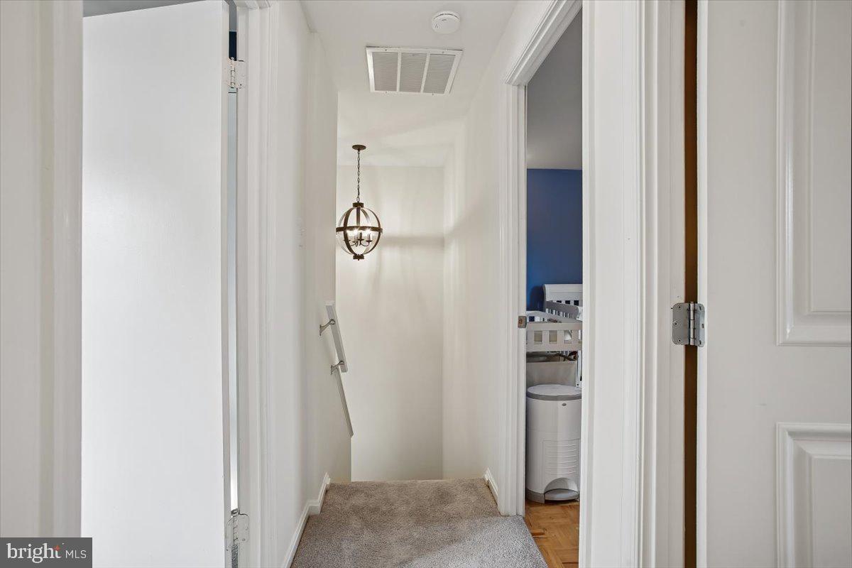 2909 EVERLEIGH WAY, FAIRFAX, Virginia 22031, 3 Bedrooms Bedrooms, ,2 BathroomsBathrooms,Residential,For sale,2909 EVERLEIGH WAY,VAFX2287406 MLS # VAFX2287406