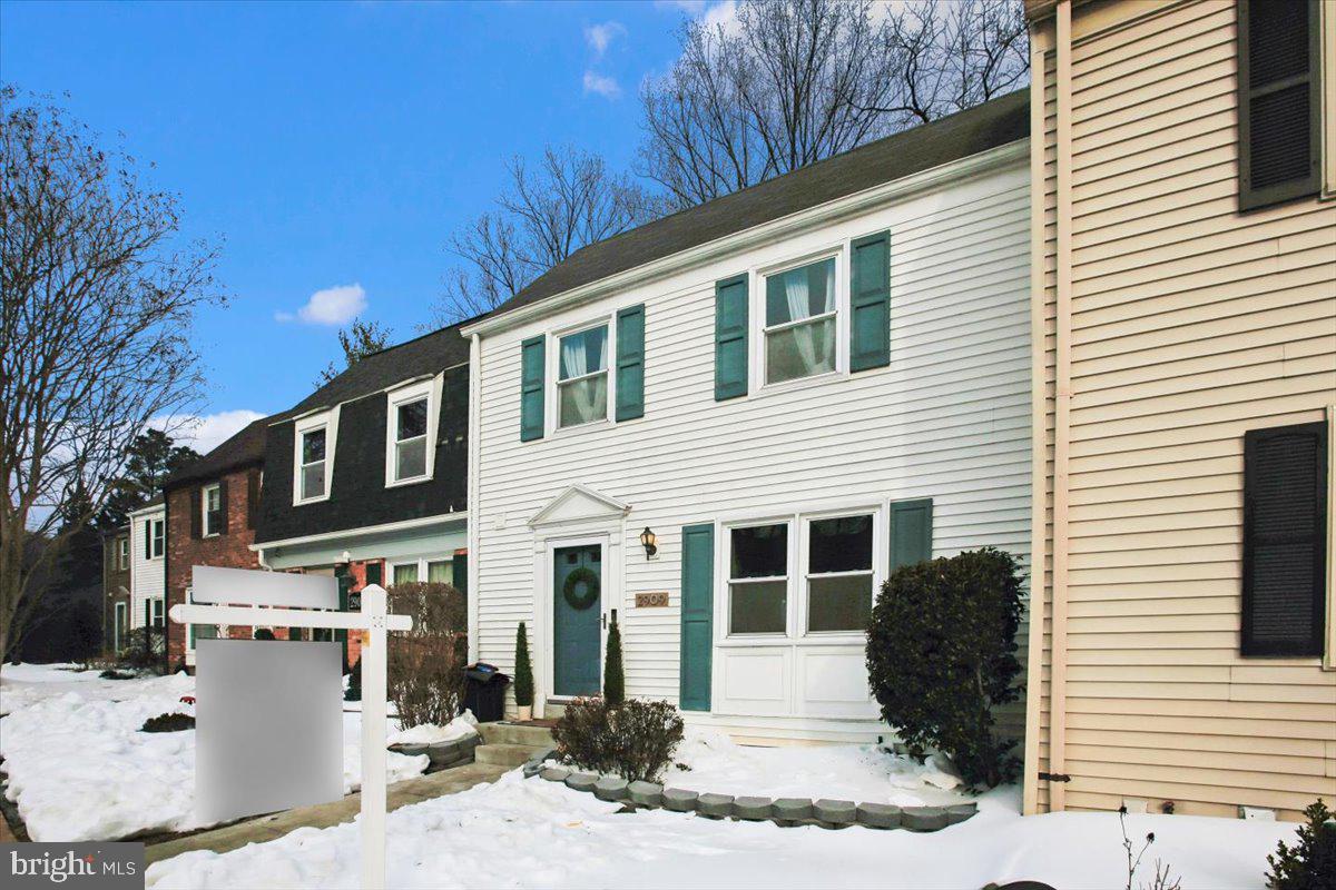 2909 EVERLEIGH WAY, FAIRFAX, Virginia 22031, 3 Bedrooms Bedrooms, ,2 BathroomsBathrooms,Residential,For sale,2909 EVERLEIGH WAY,VAFX2287406 MLS # VAFX2287406