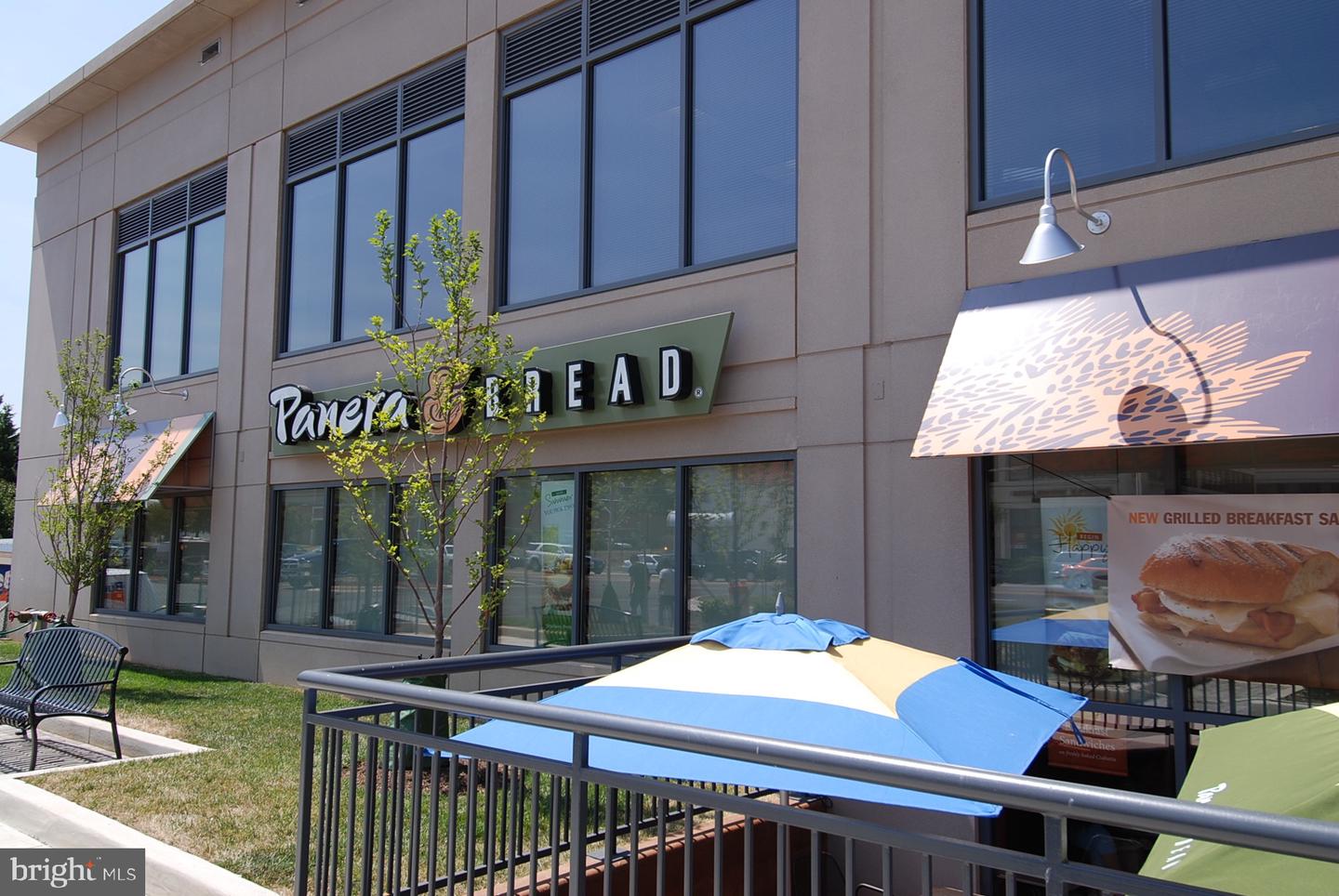 2909 EVERLEIGH WAY, FAIRFAX, Virginia 22031, 3 Bedrooms Bedrooms, ,2 BathroomsBathrooms,Residential,For sale,2909 EVERLEIGH WAY,VAFX2287406 MLS # VAFX2287406