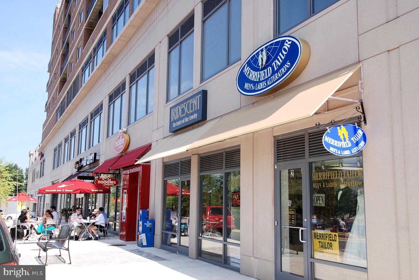 2909 EVERLEIGH WAY, FAIRFAX, Virginia 22031, 3 Bedrooms Bedrooms, ,2 BathroomsBathrooms,Residential,For sale,2909 EVERLEIGH WAY,VAFX2287406 MLS # VAFX2287406