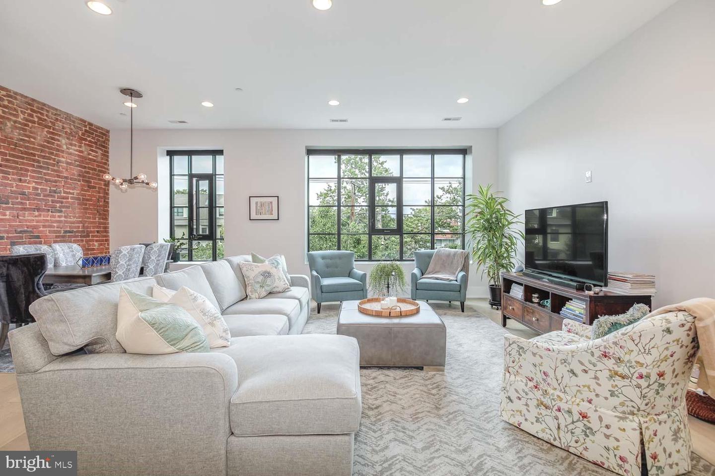 1316 1/2 SHEPHERD ST NW #3, WASHINGTON, District Of Columbia 20011, 3 Bedrooms Bedrooms, ,2 BathroomsBathrooms,Residential,For sale,1316 1/2 SHEPHERD ST NW #3,DCDC2243068 MLS # DCDC2243068